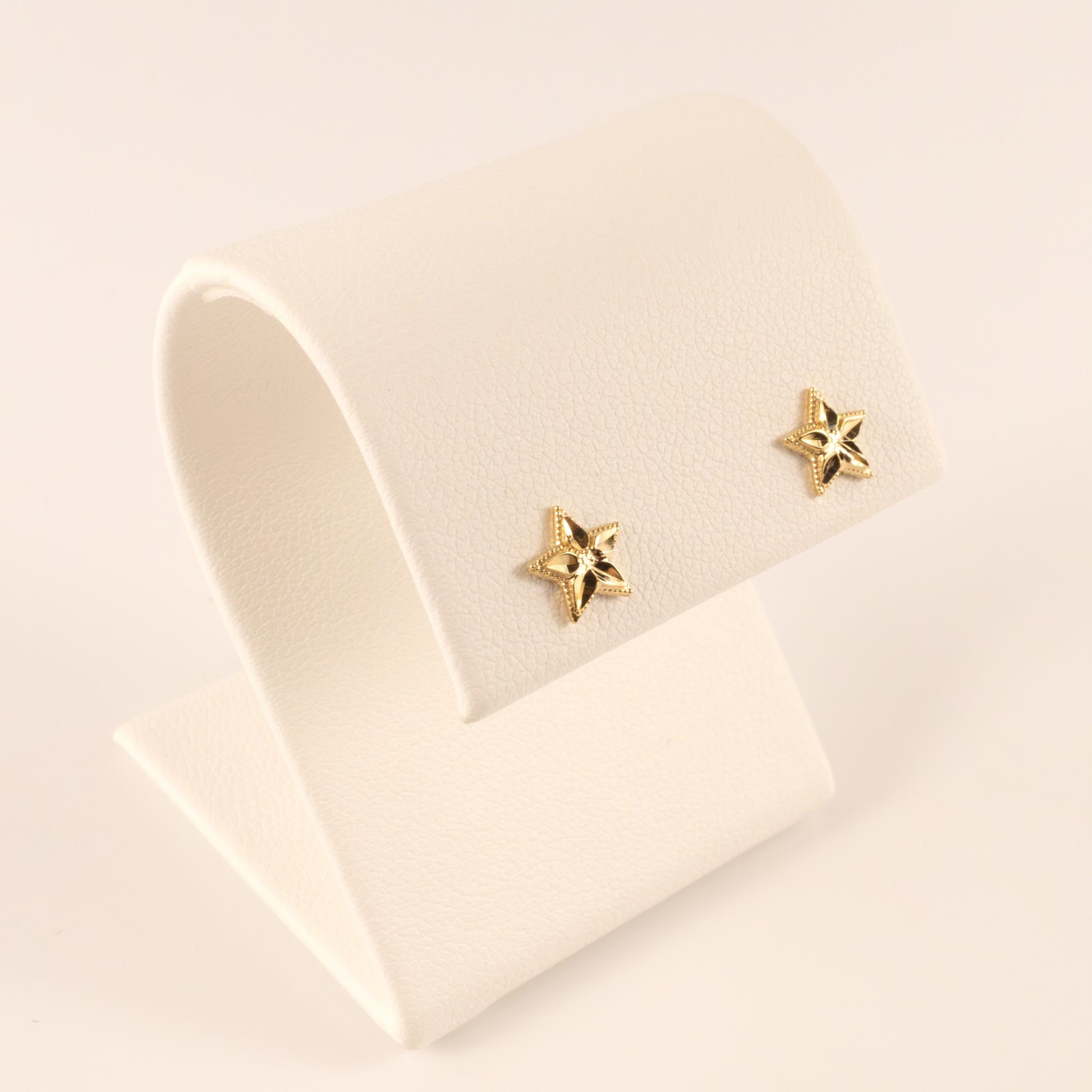 14KYG Star Shaped Stud Earrings