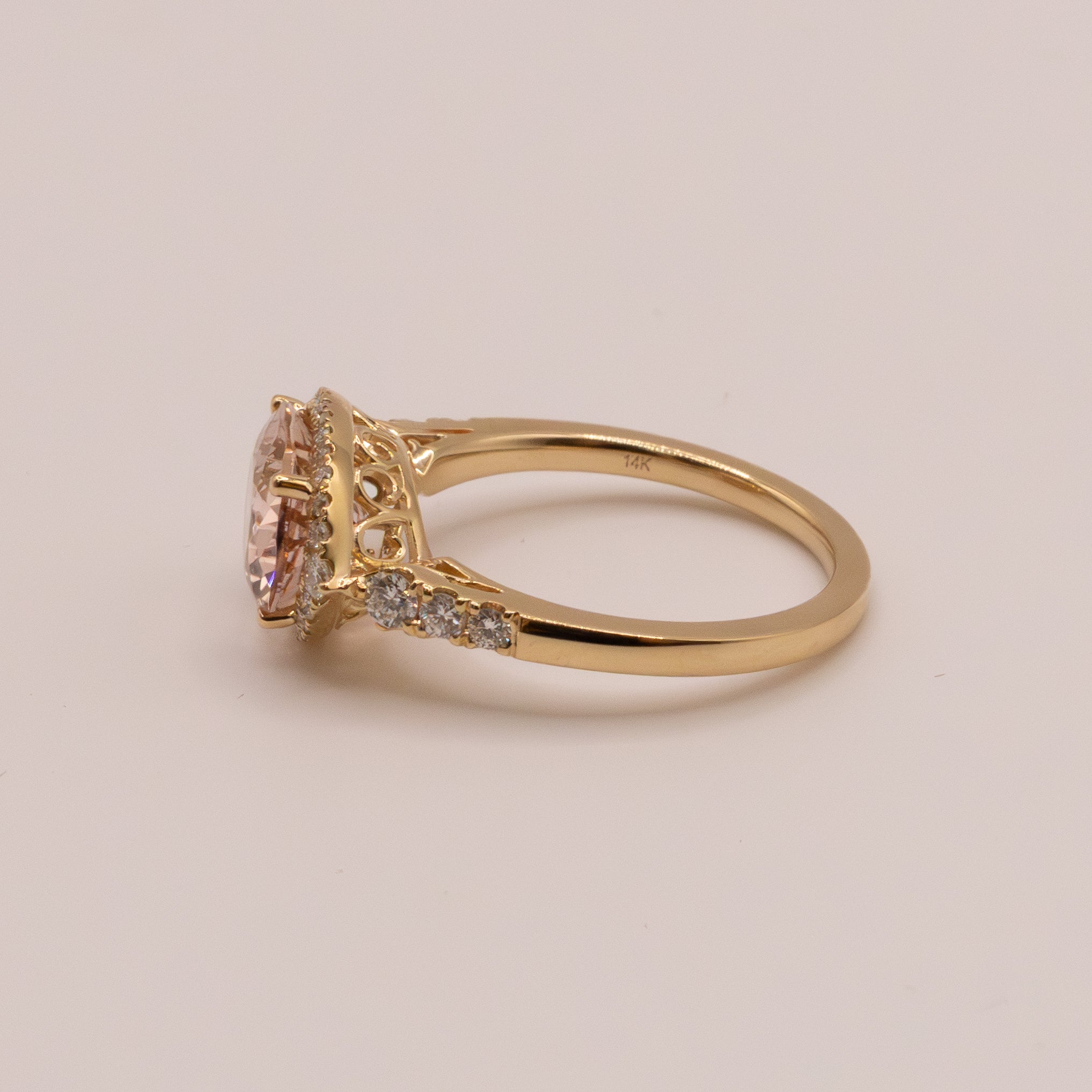 14KYG Morganite and Diamond Ring