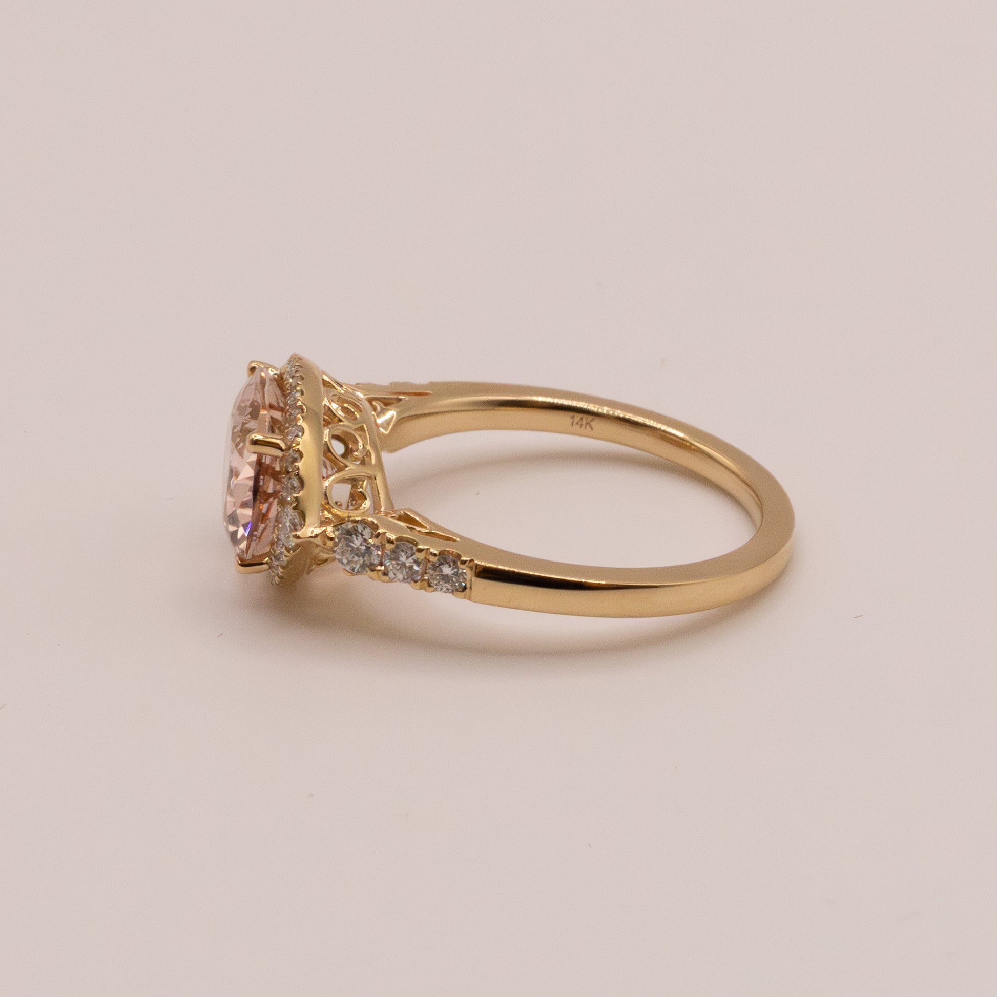 14KYG Morganite and Diamond Ring