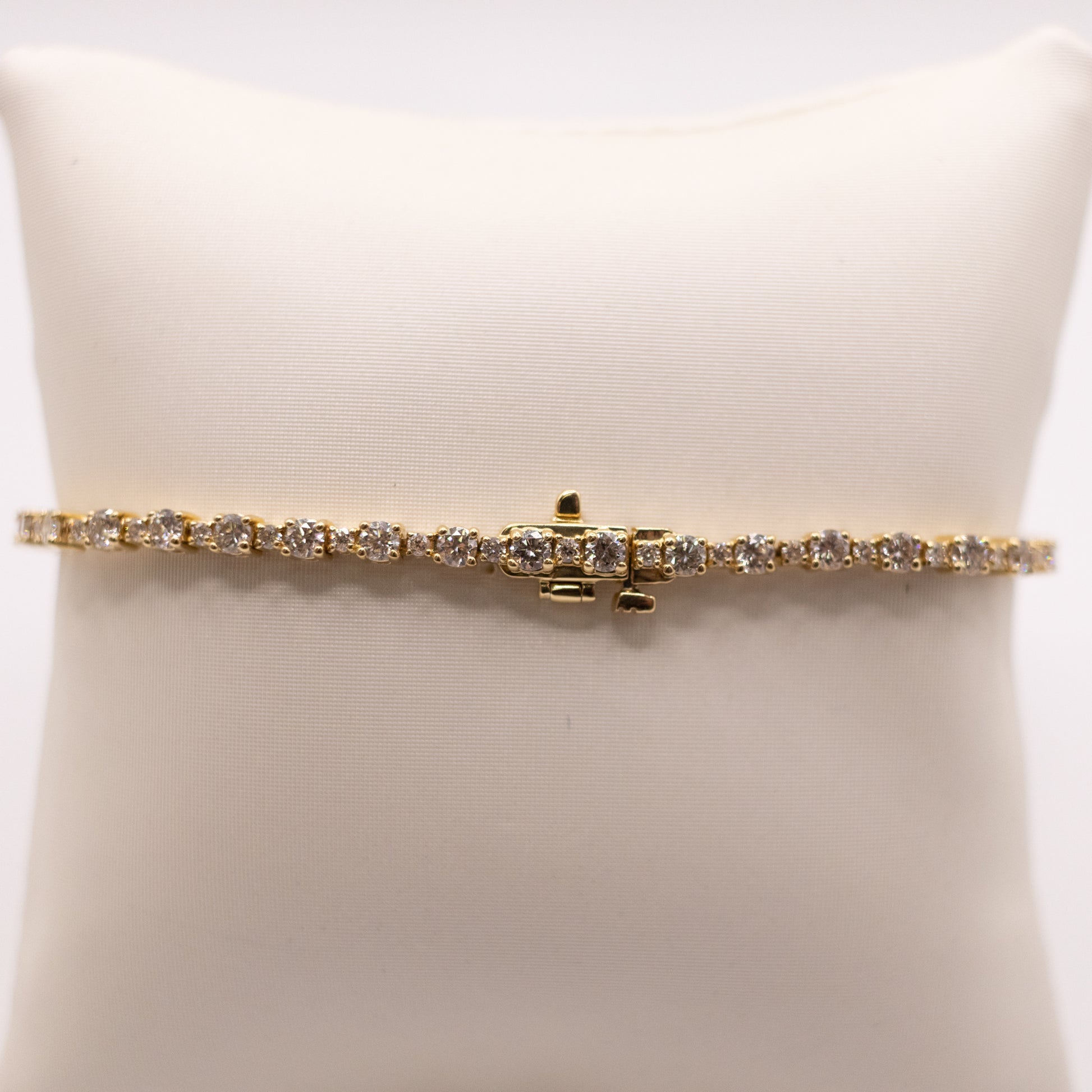 14KYG 3.22ct Alternating Diamond Tennis Bracelet