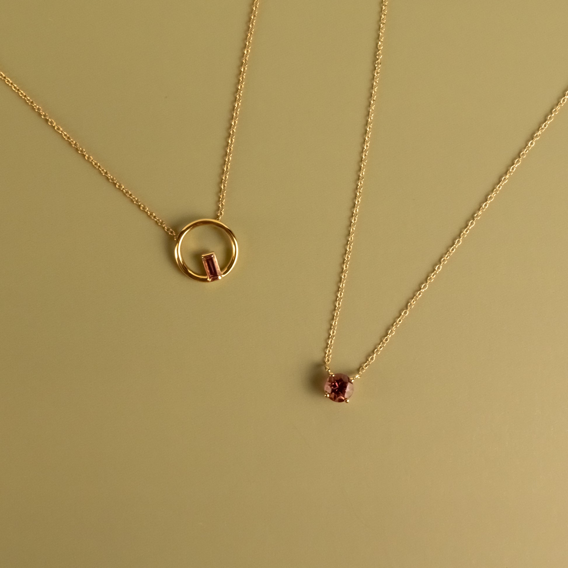 14KYG Pink Tourmaline Round Solitare Necklace