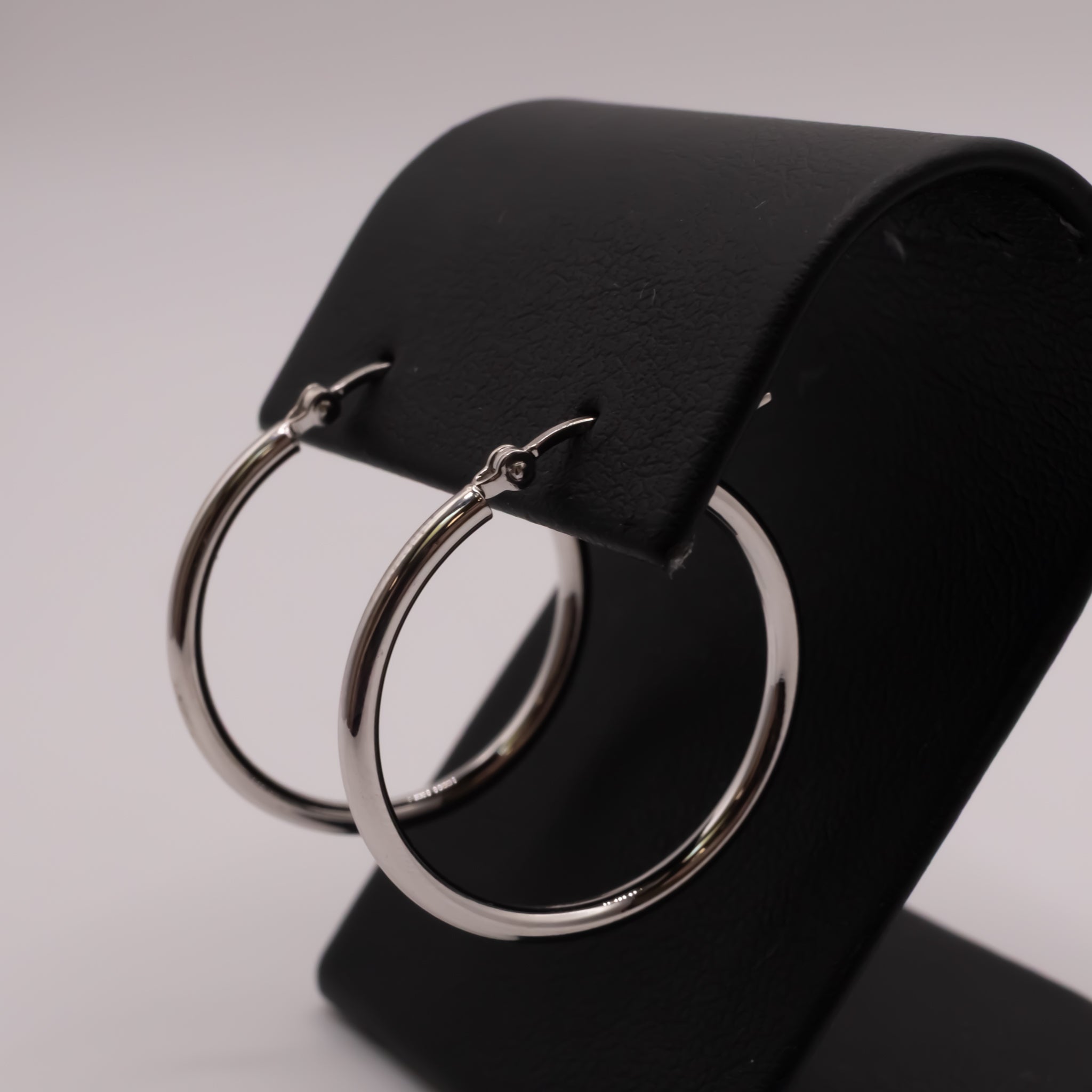 14KWG 2x25mm Tube Hoop Earrings