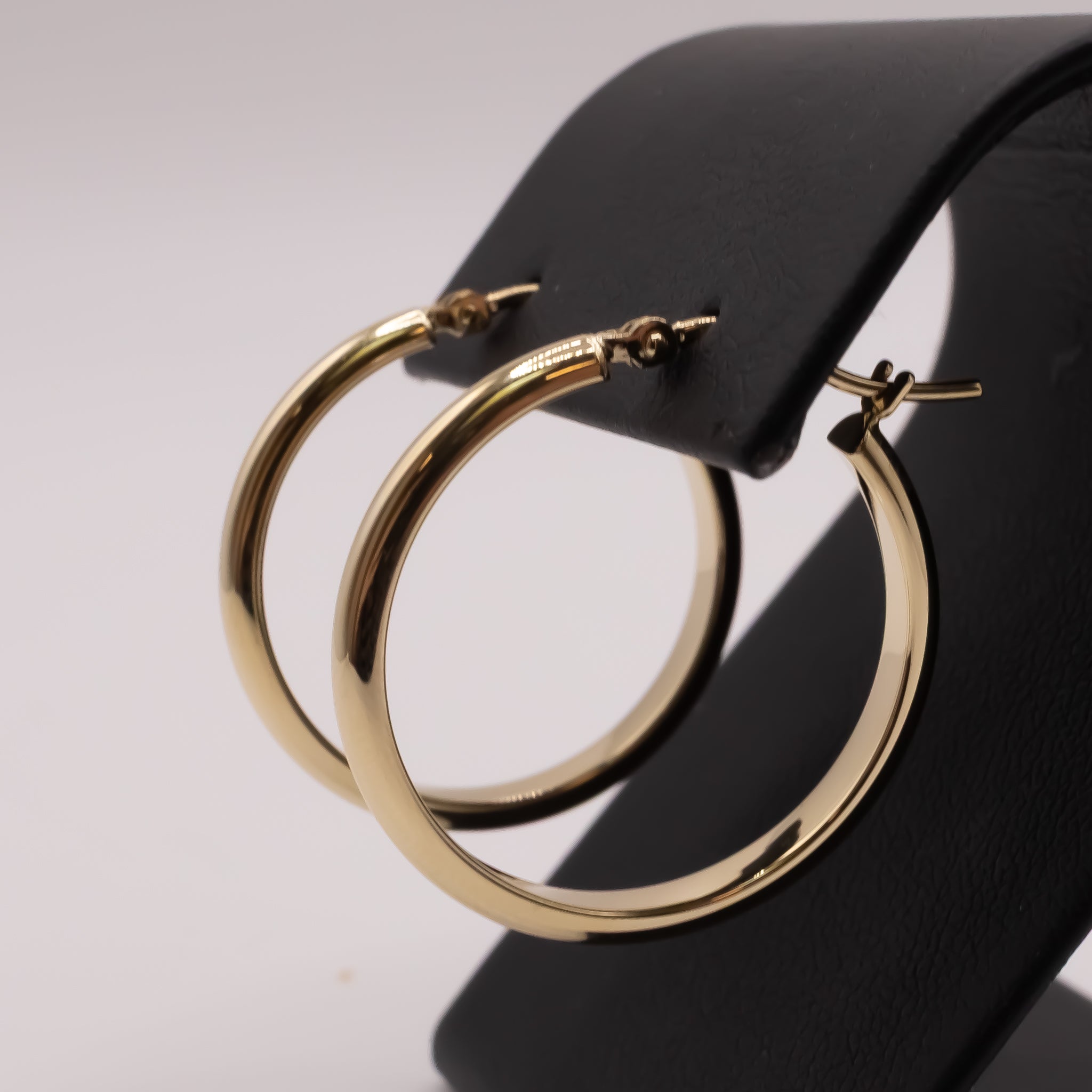 14KYG 2.75x25mm Tube Hoop Earrings