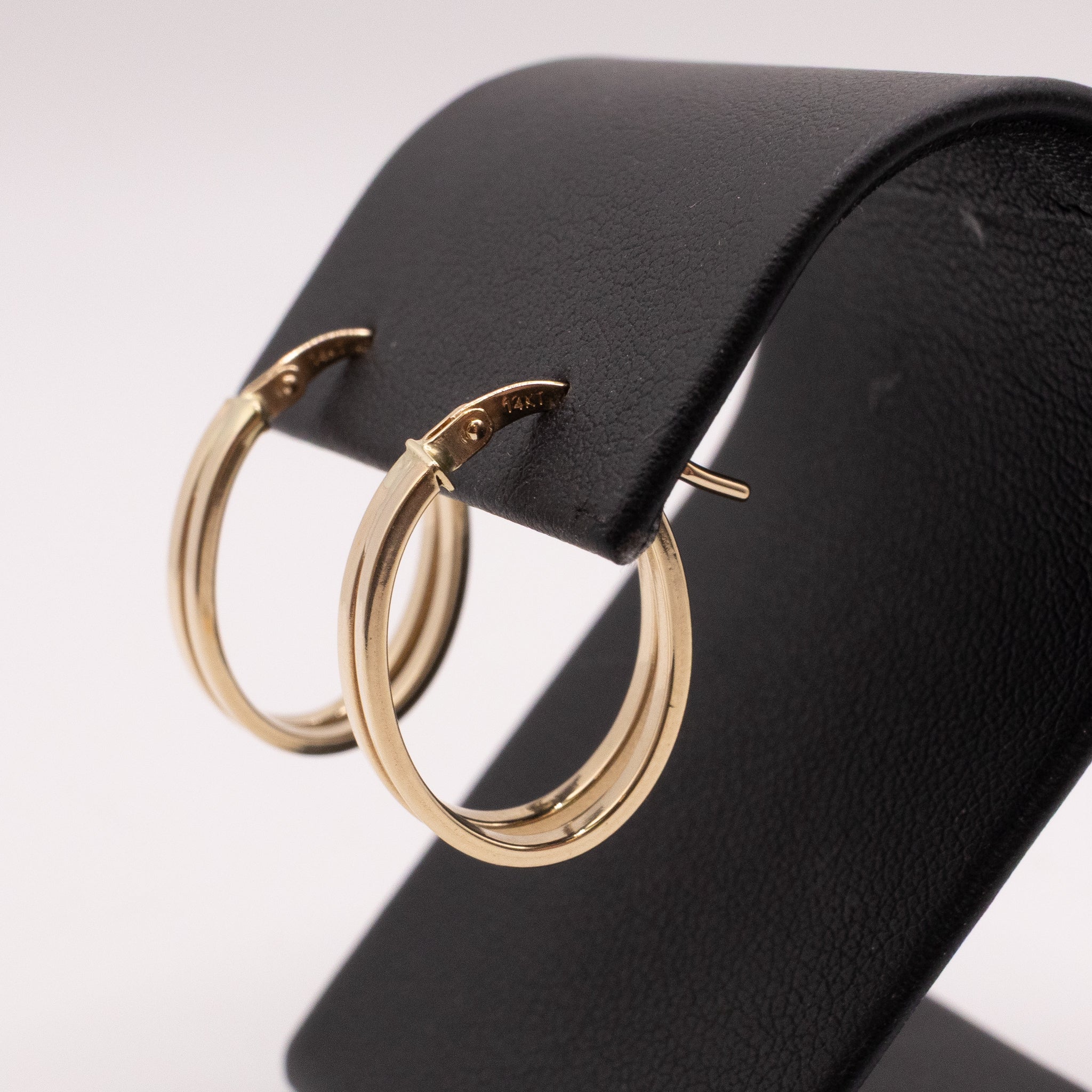 14KYG Double Row Oval Hoop Earrings