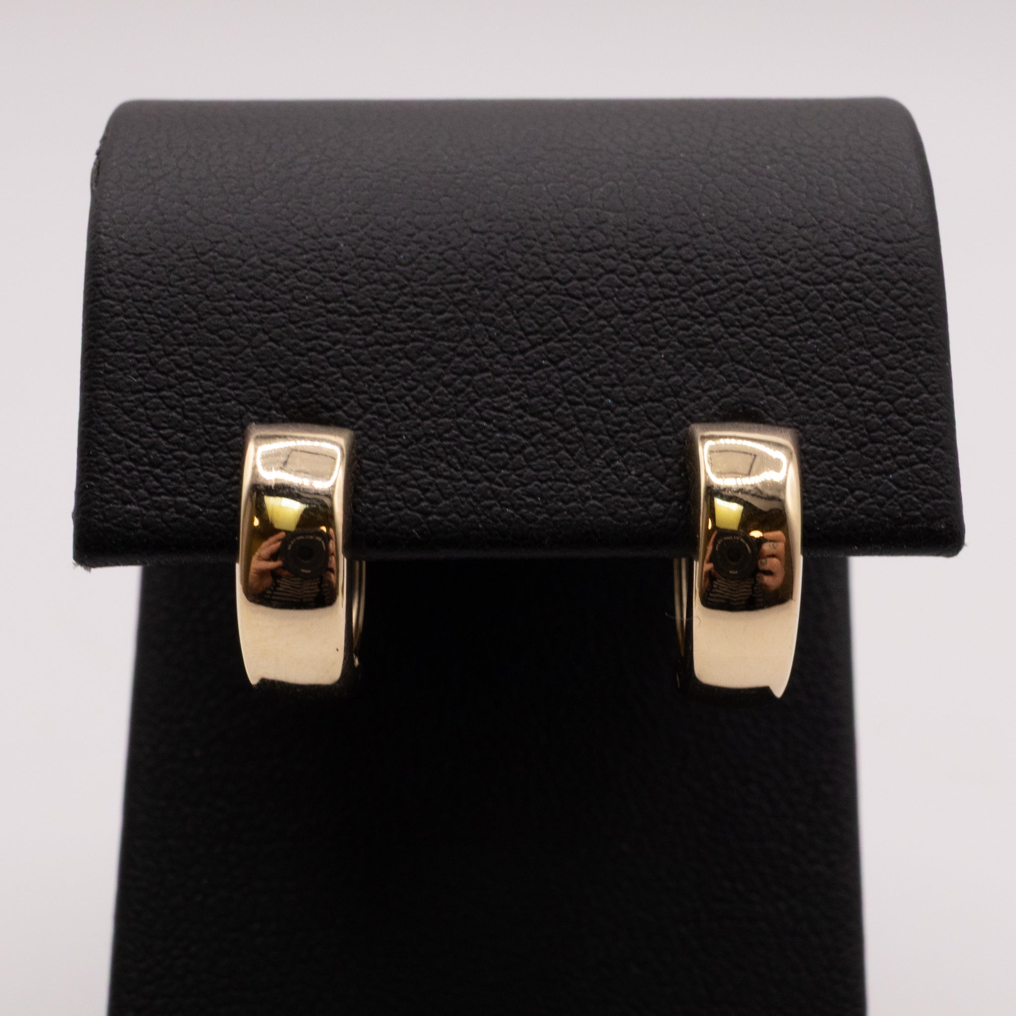 14KYG 5x12mm Hinged Huggie Hoop Earrings