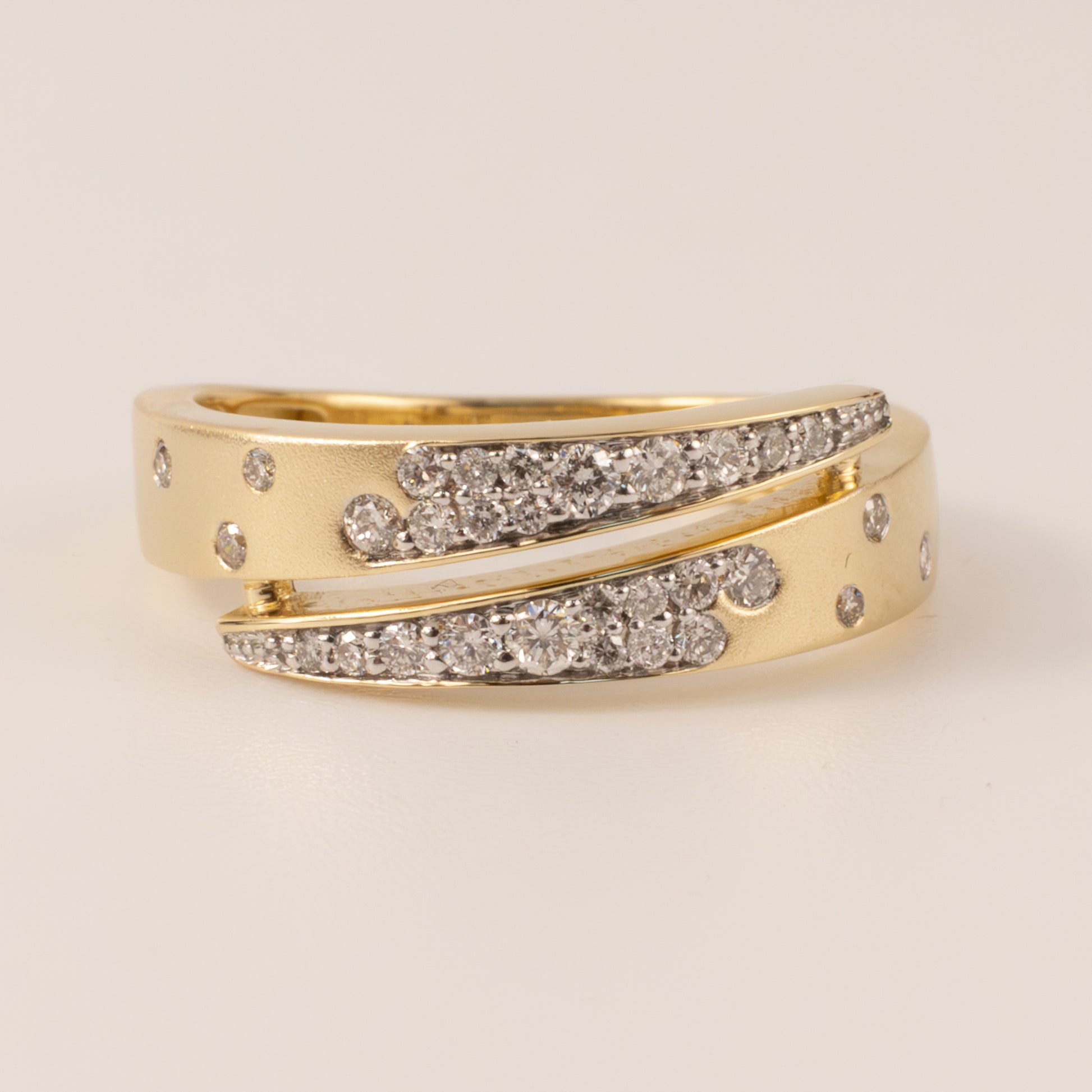 14KYG Diamond Bypass Ring