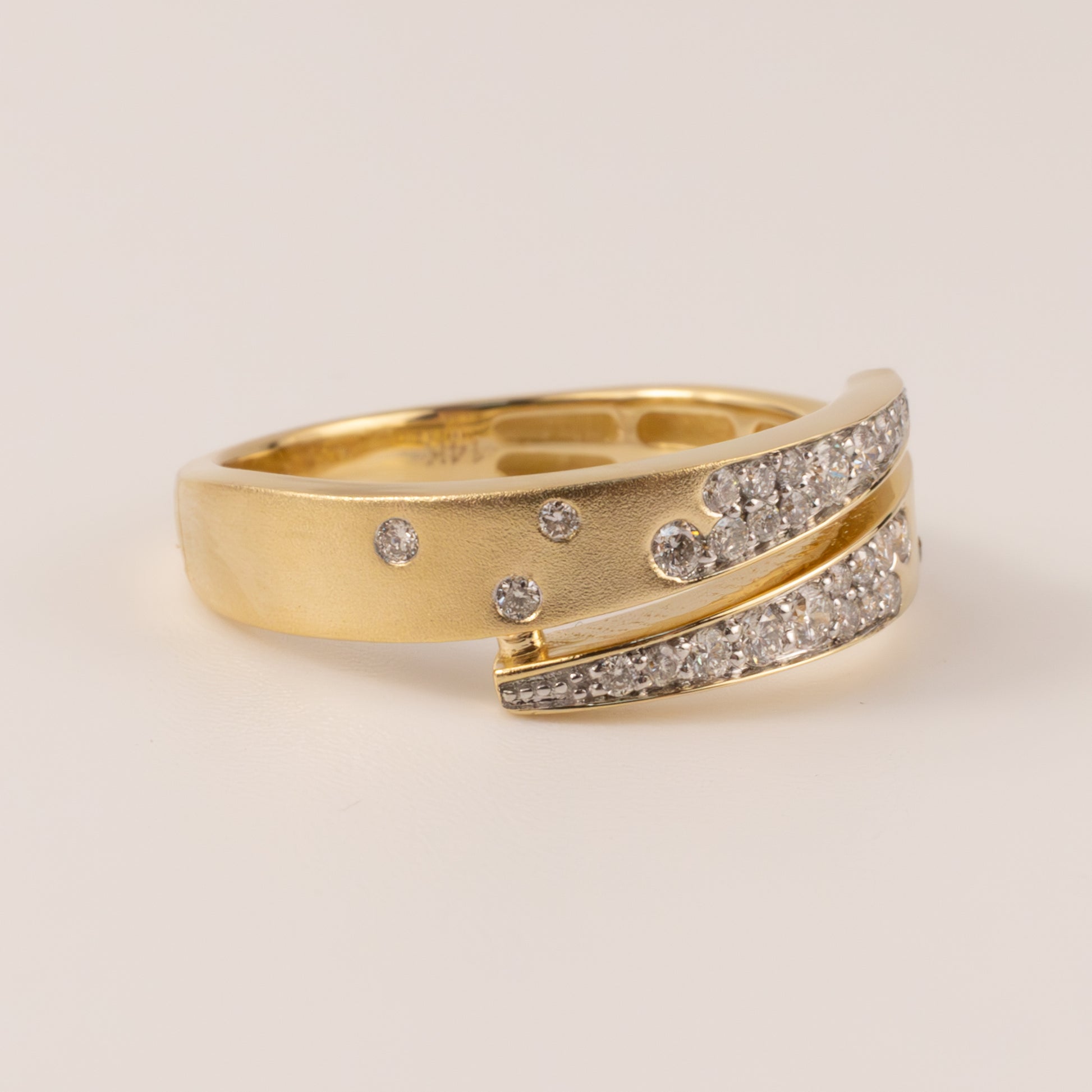 14KYG Diamond Bypass Ring