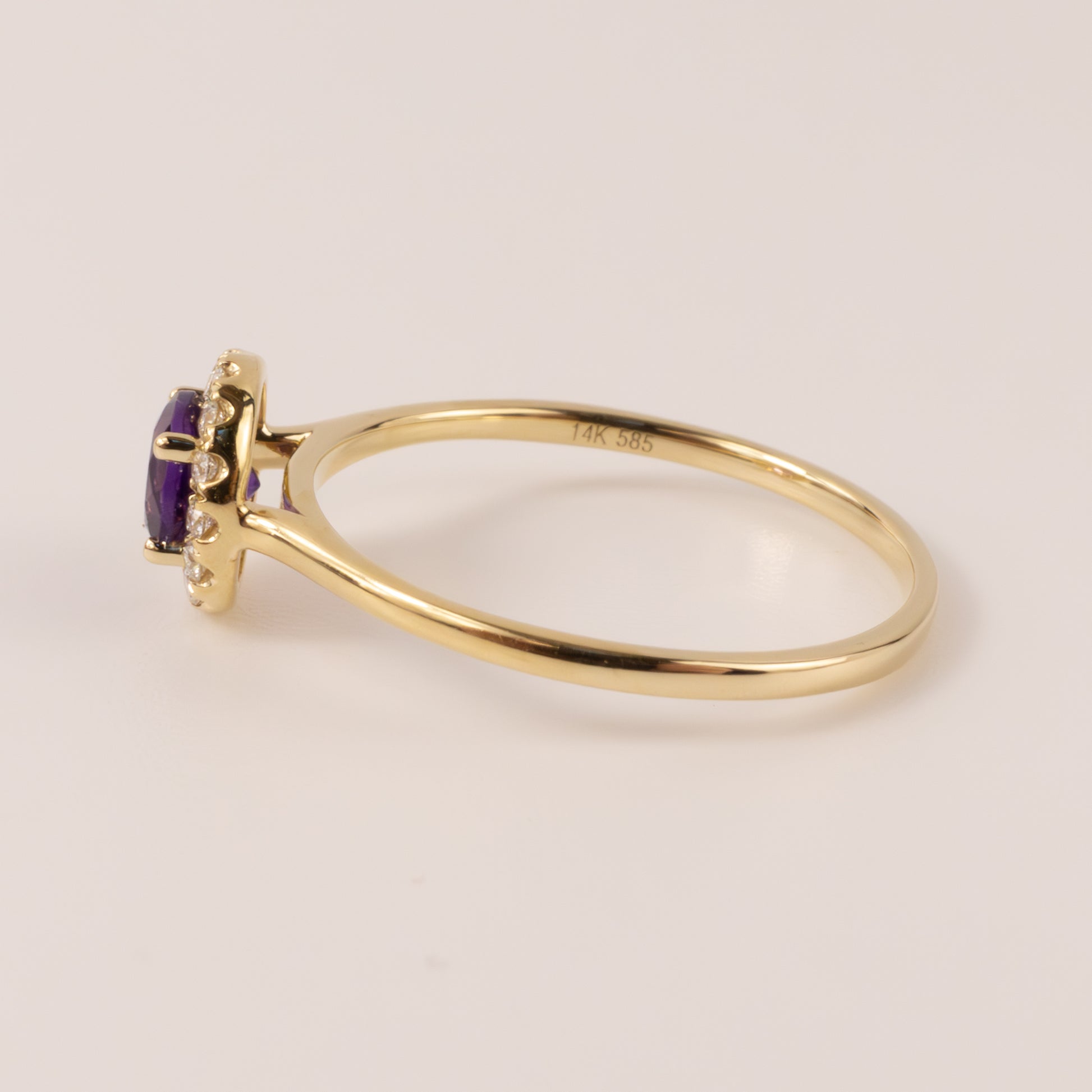 14KYG Amethyst and Diamond Halo Ring
