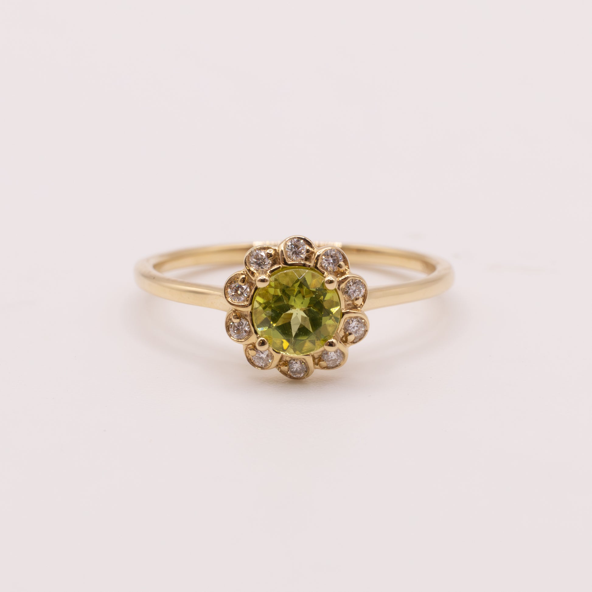 14KYG Peridot and Diamond Halo Ring