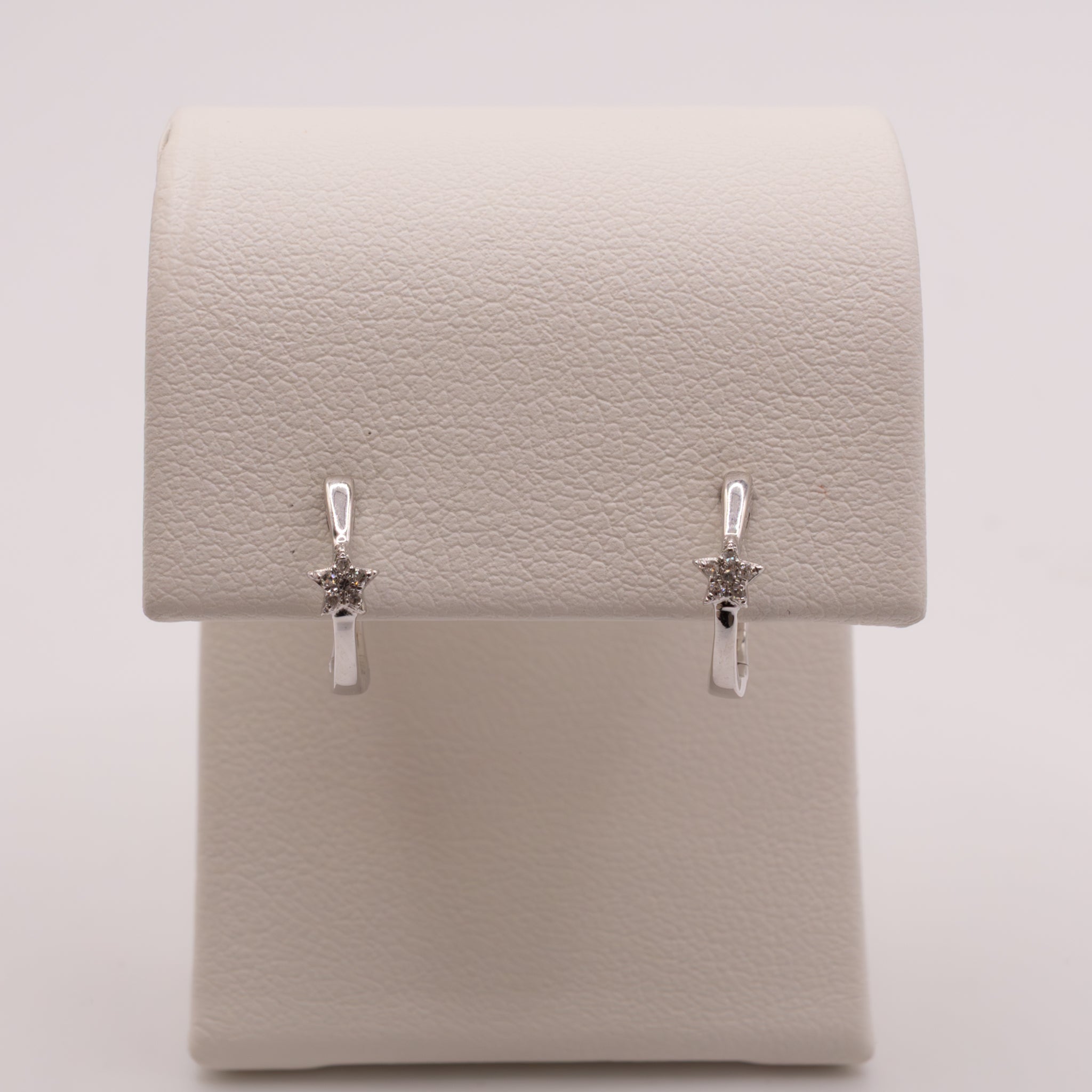 14KWG Diamond Star Huggie Hoop Earrings