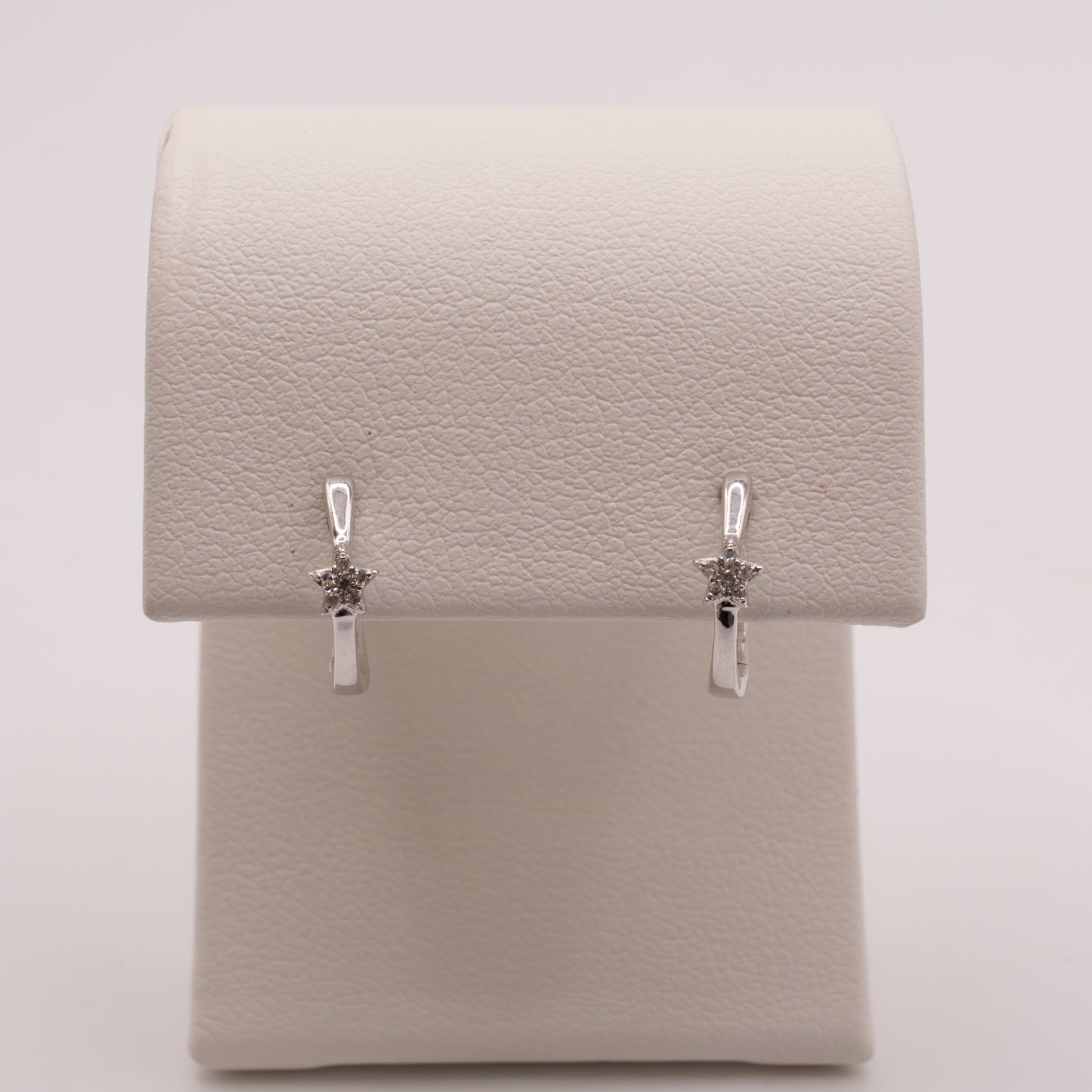 14KWG Diamond Star Huggie Hoop Earrings