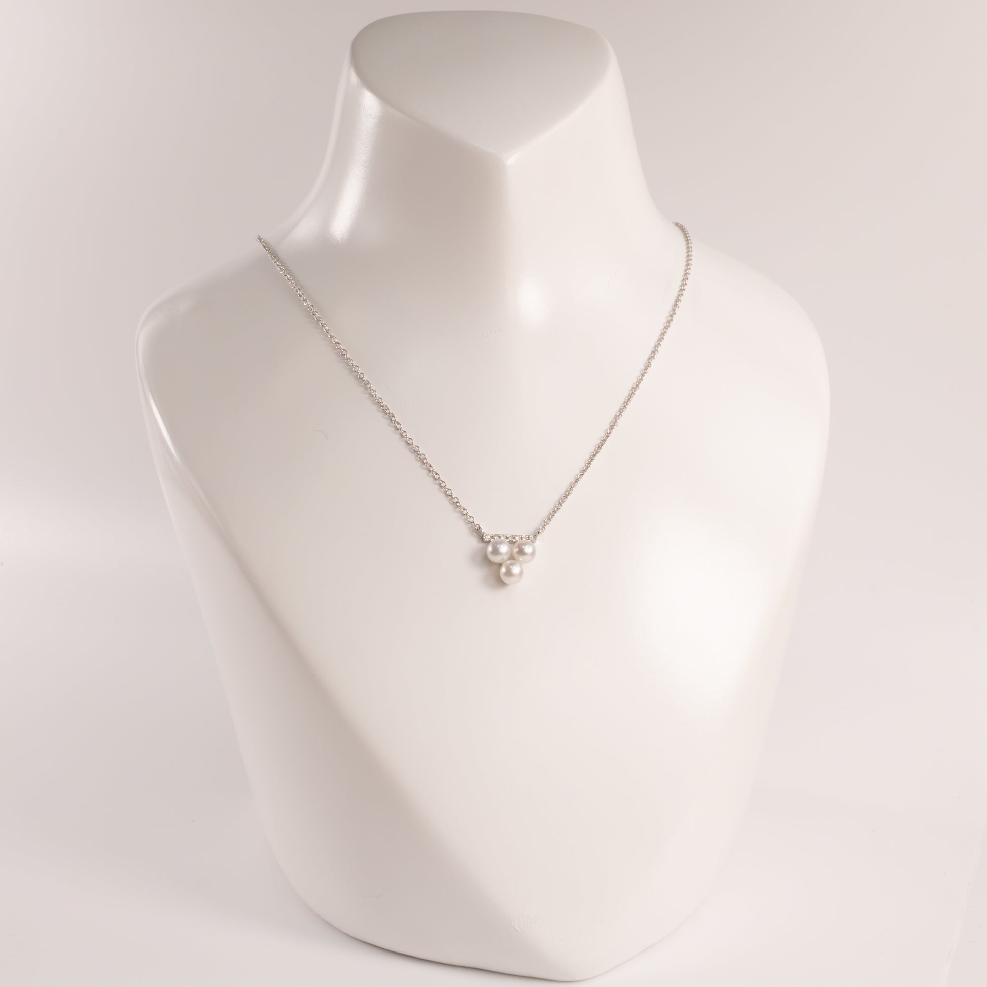 14KWG Pearl and Diamond Fixed Necklace