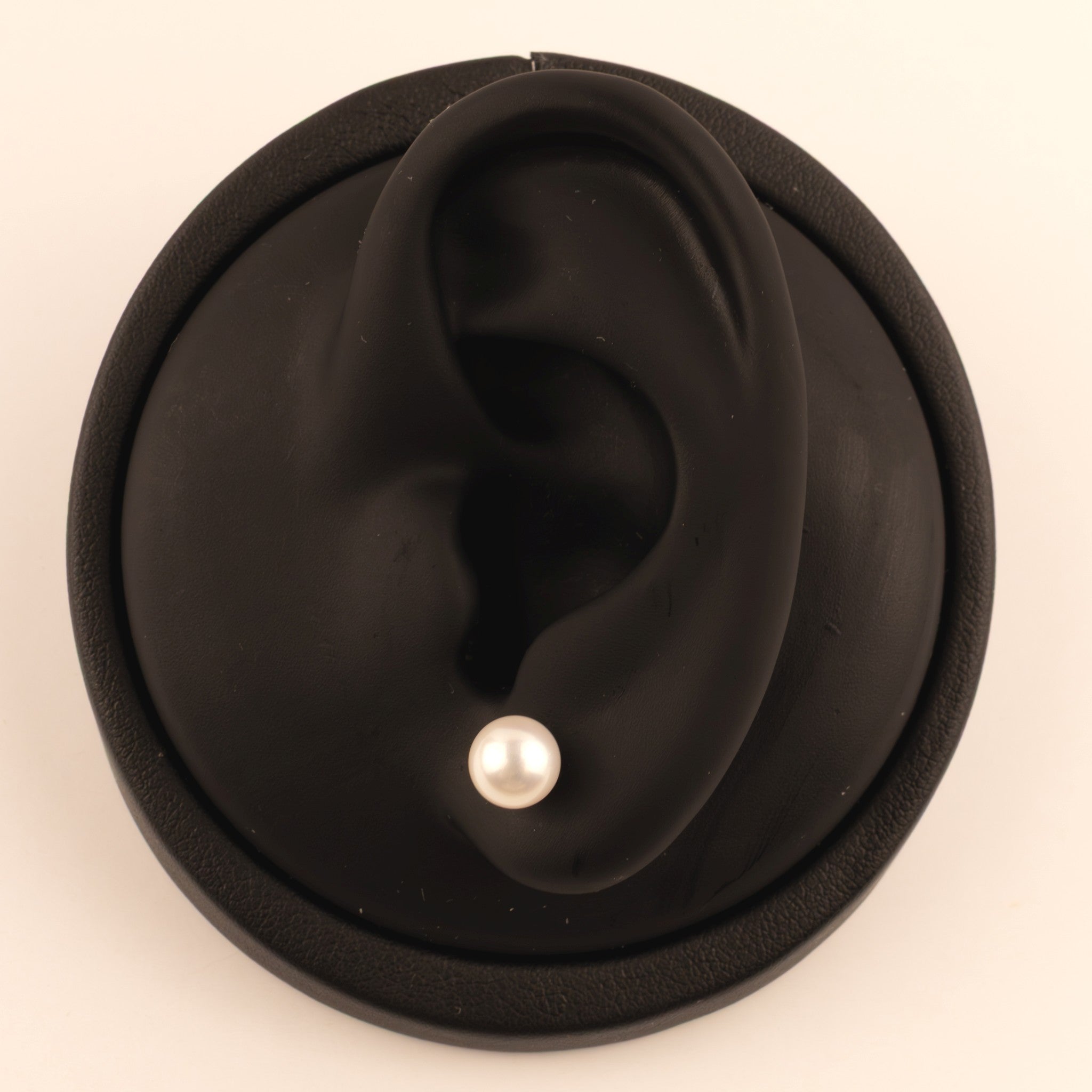 14KWG Pearl 6.5mm Stud Earrings