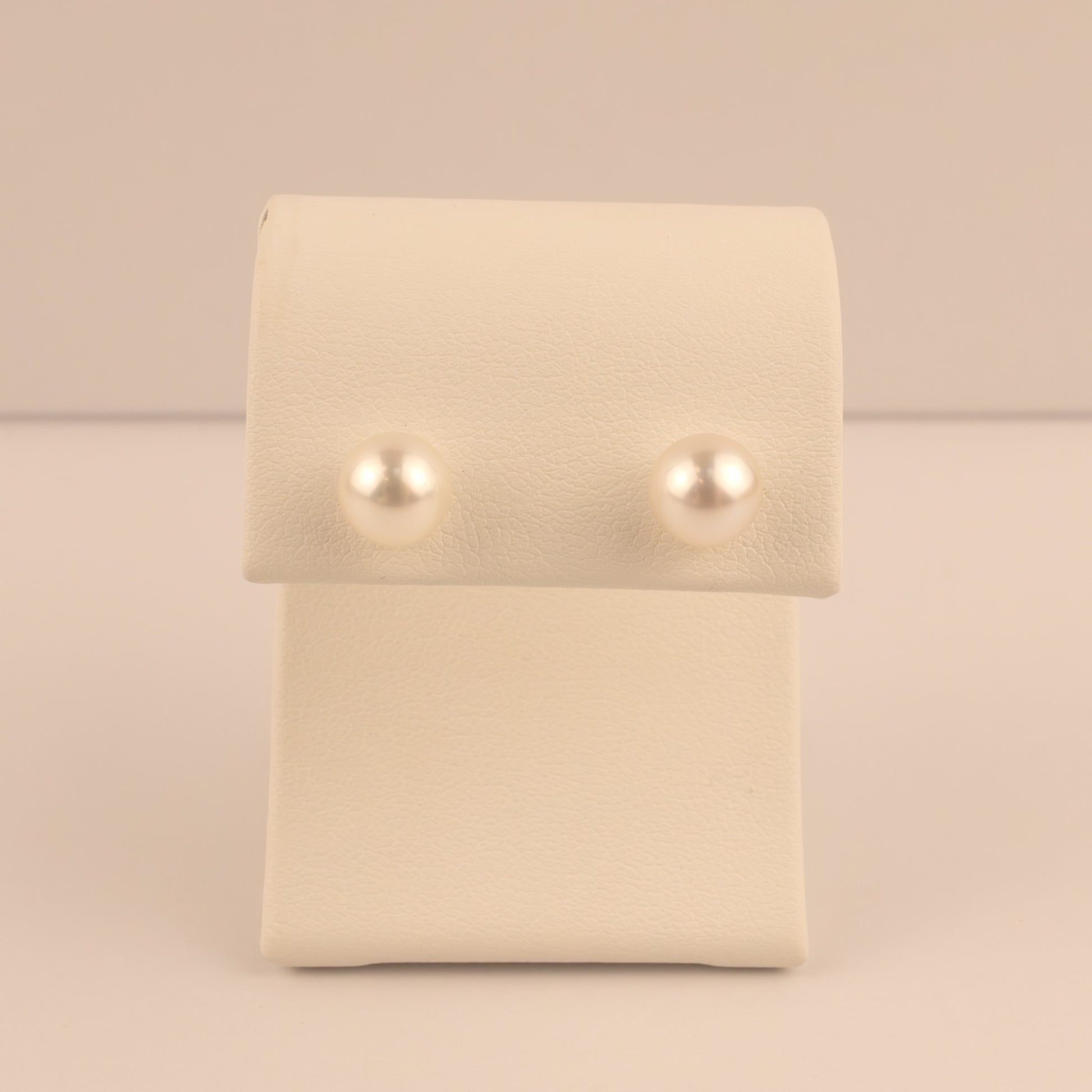 14KWG Pearl 7.0mm Stud Earrings