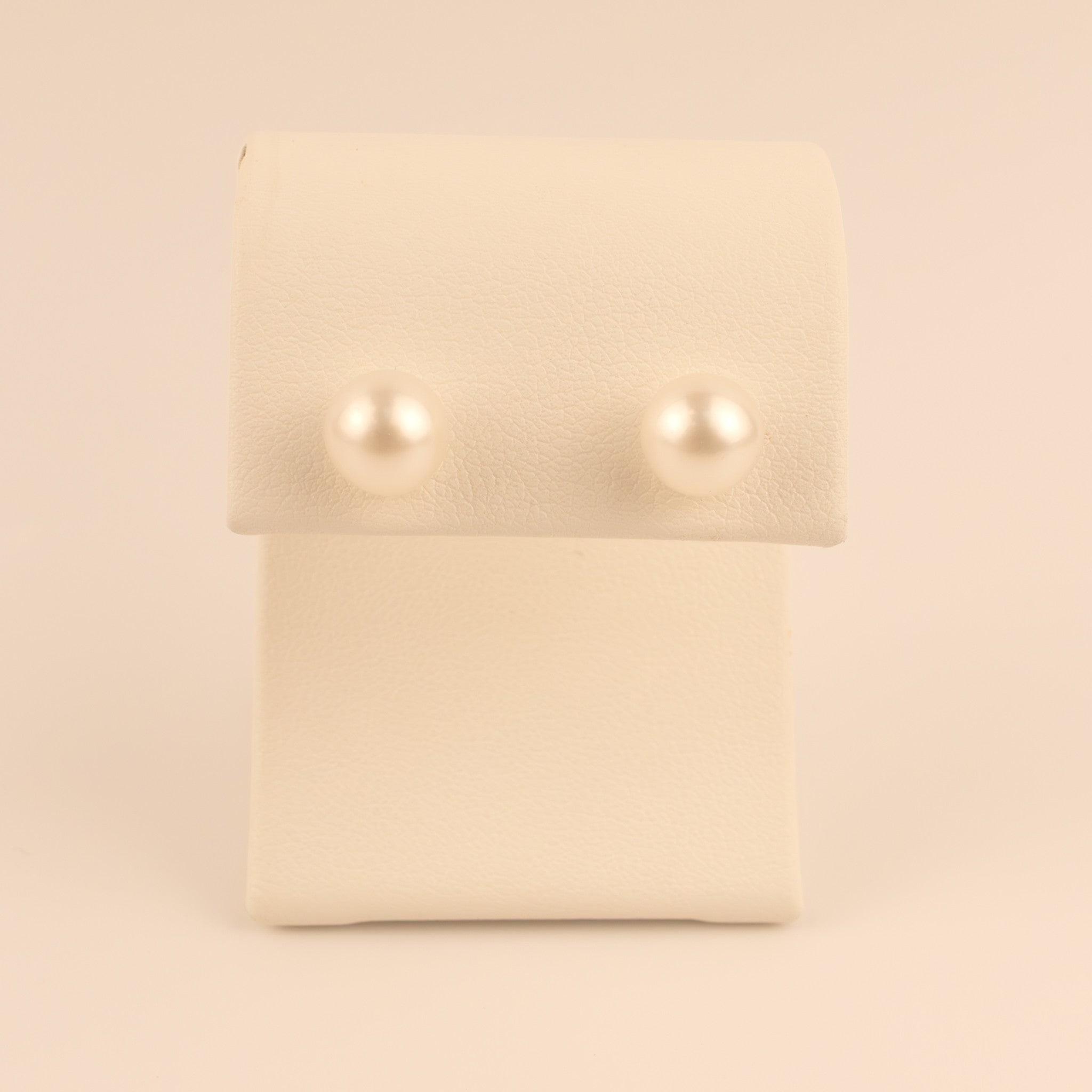 14KWG Pearl 7.5mm Stud Earrings