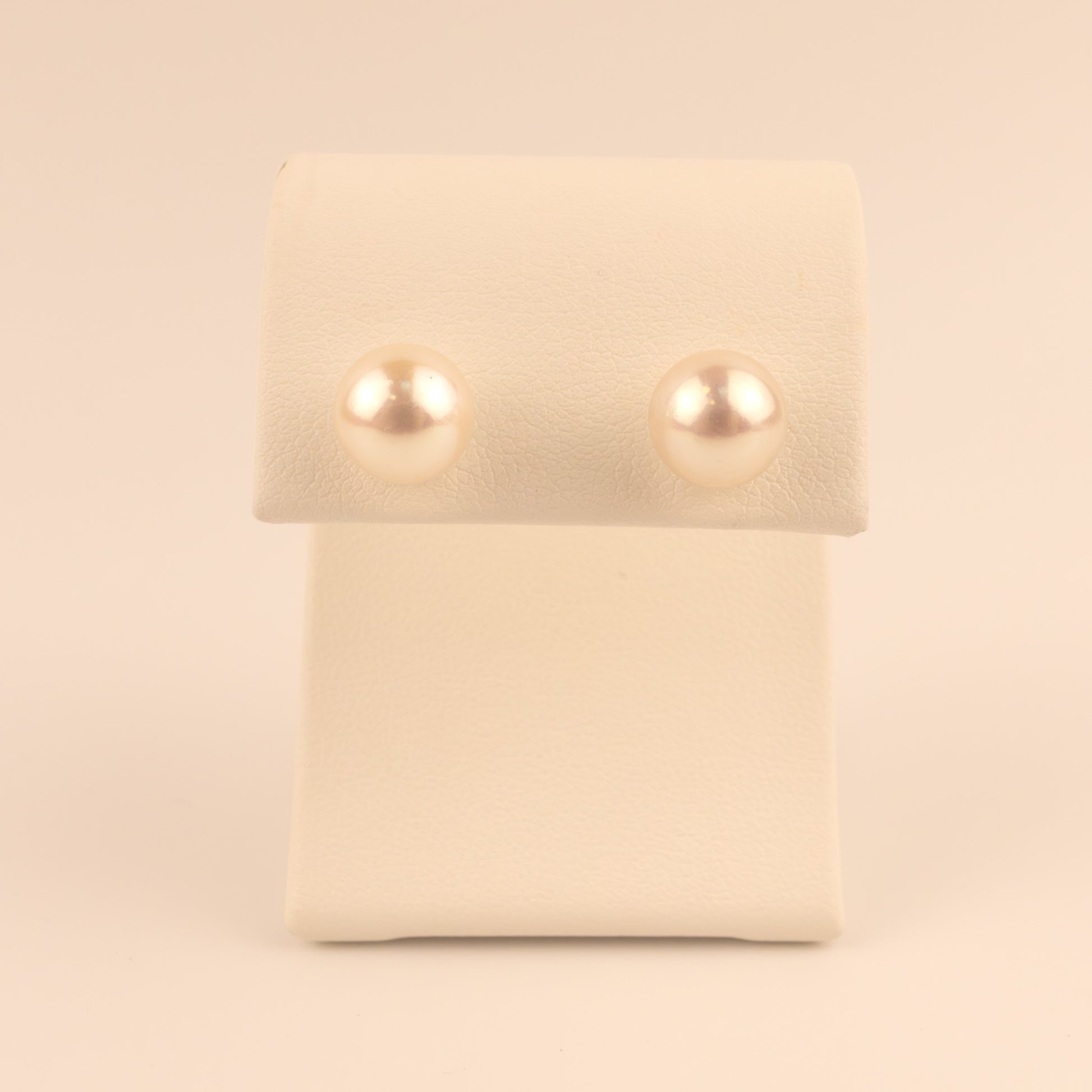 14KWG Pearl 8.5mm Stud Earrings