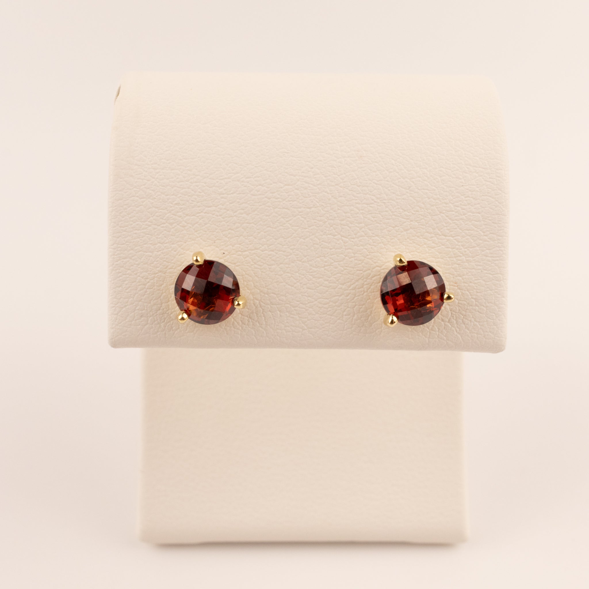 14KYG Garnet Martini Set Stud Earrings