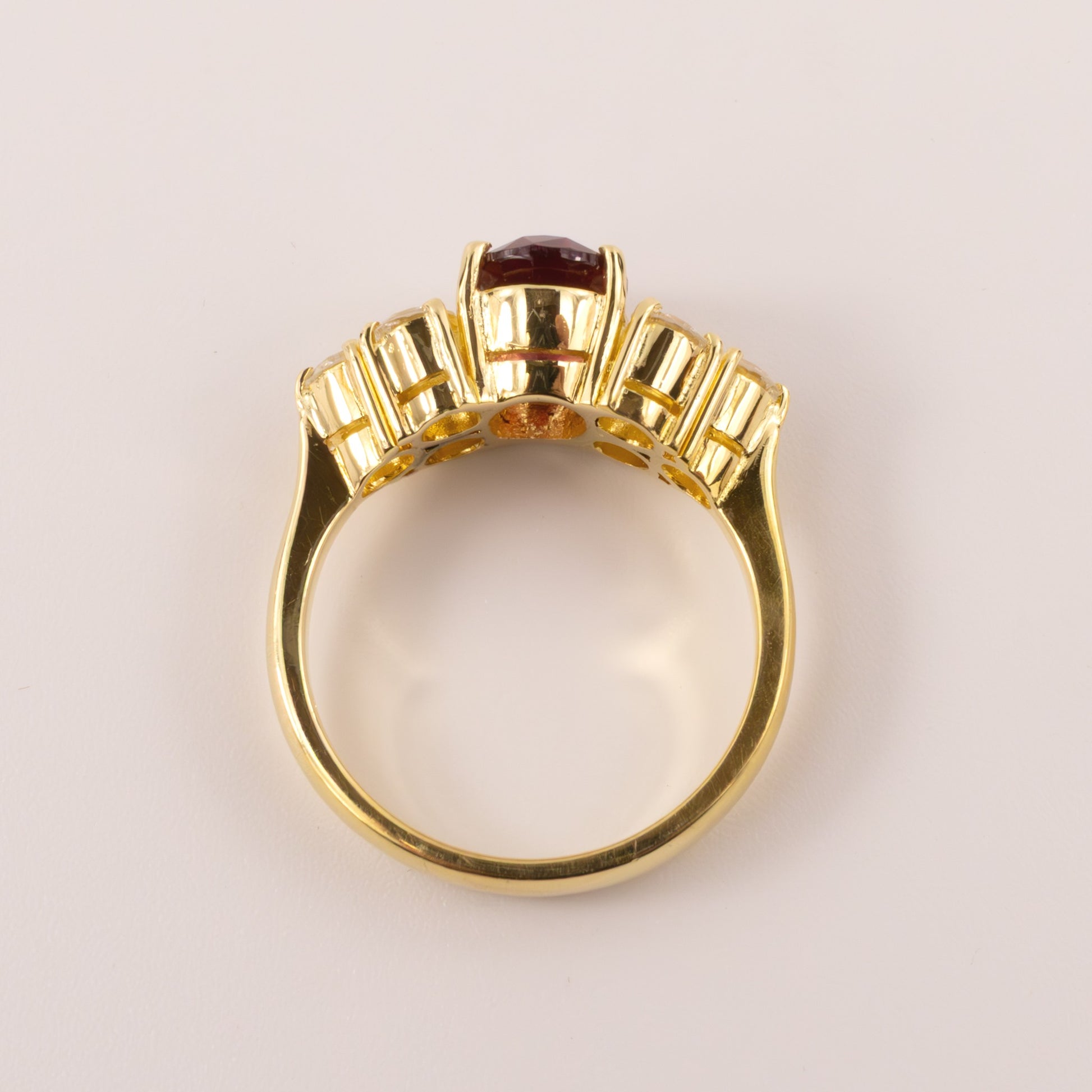 18KYG Spinel and Diamond Ring
