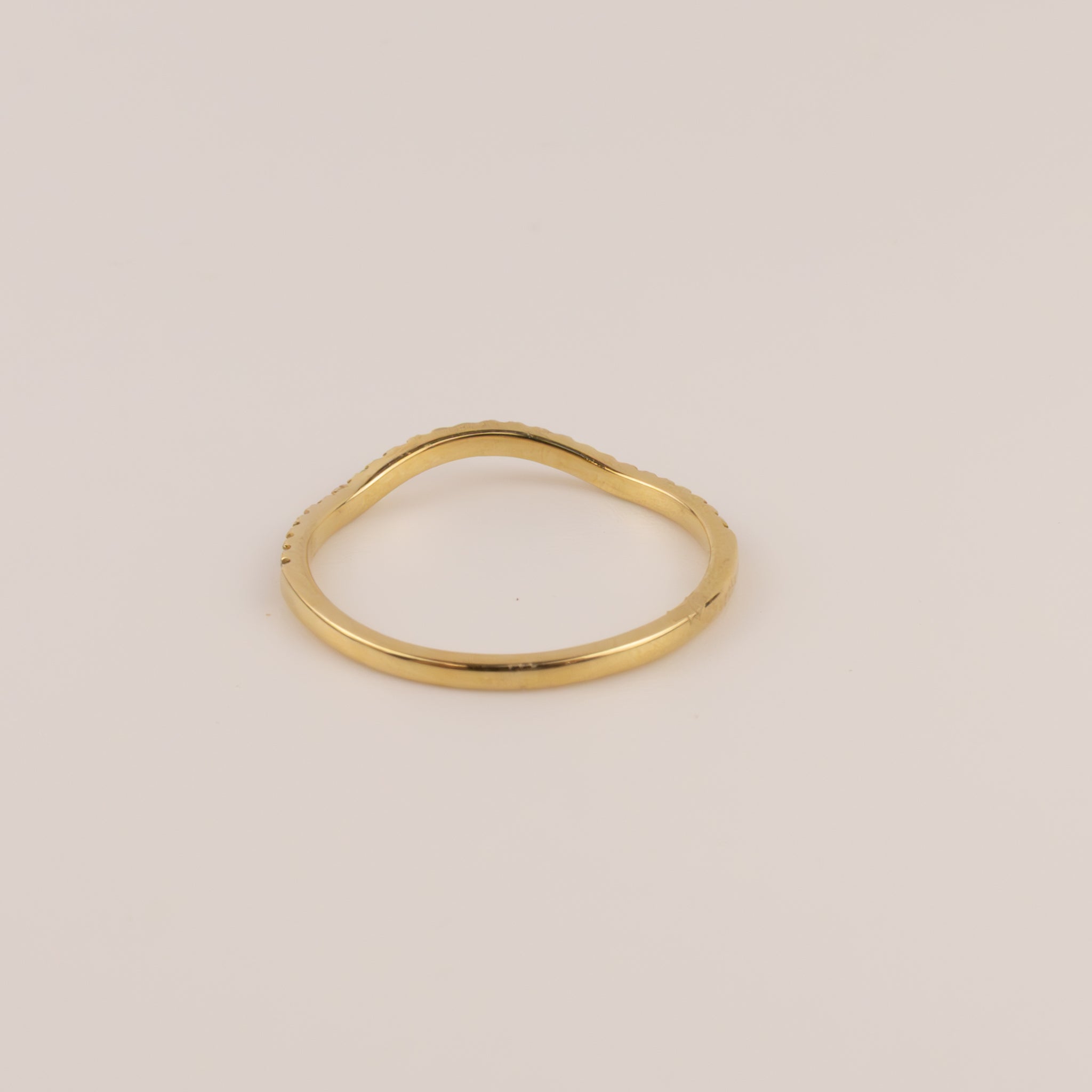 14KYG Diamond Round Contour Band