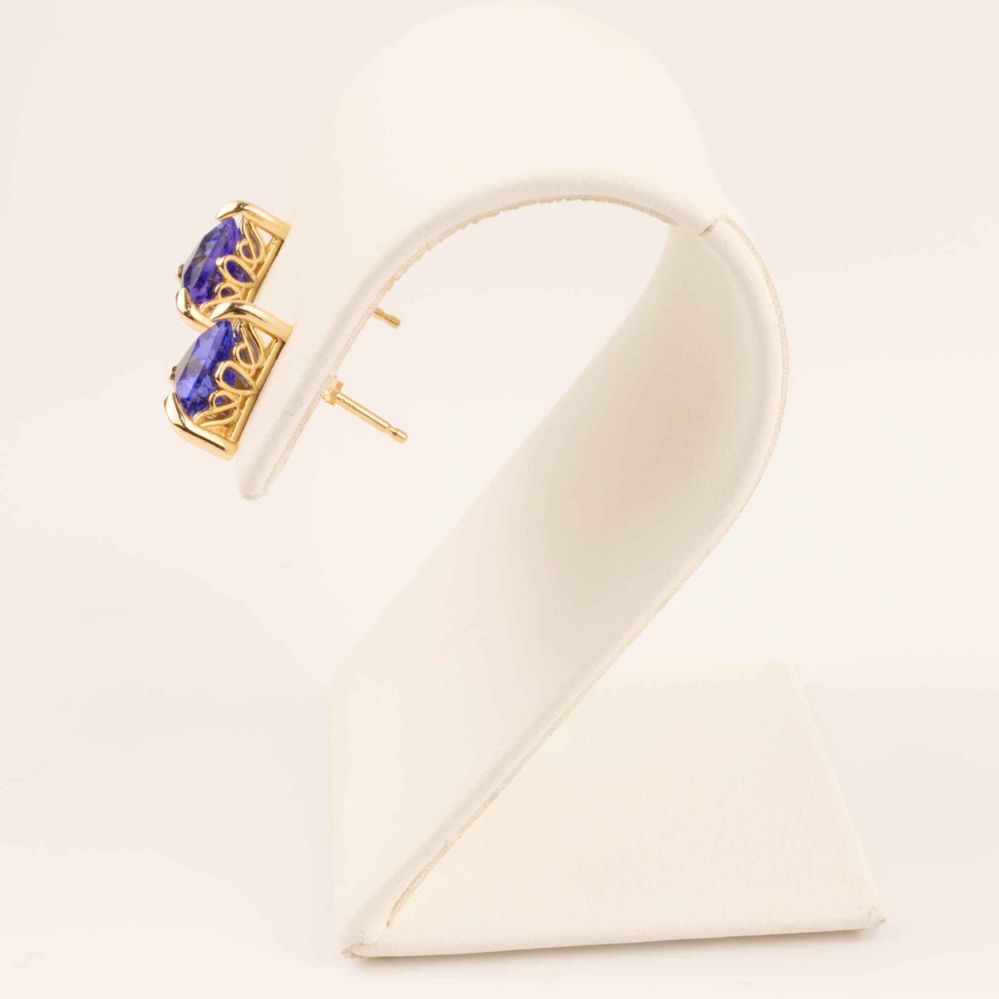 14KYG Tnzanite Trillion Stud Earrings