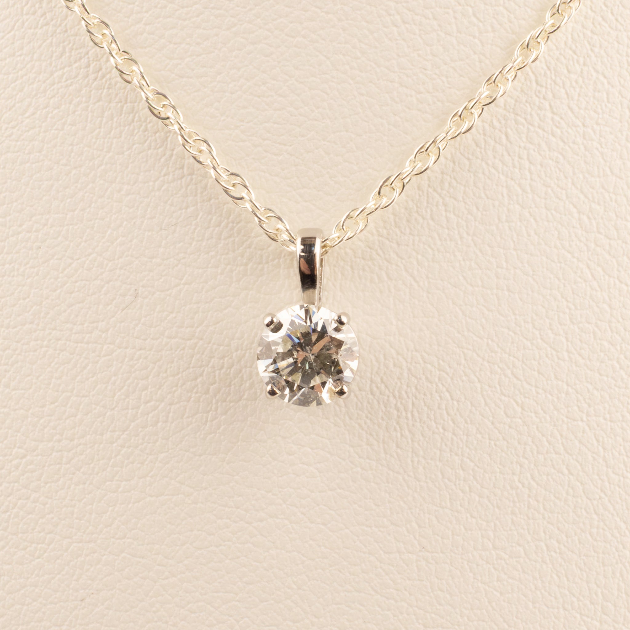14KWG Diamond 0.75ct Solitaire Pendant