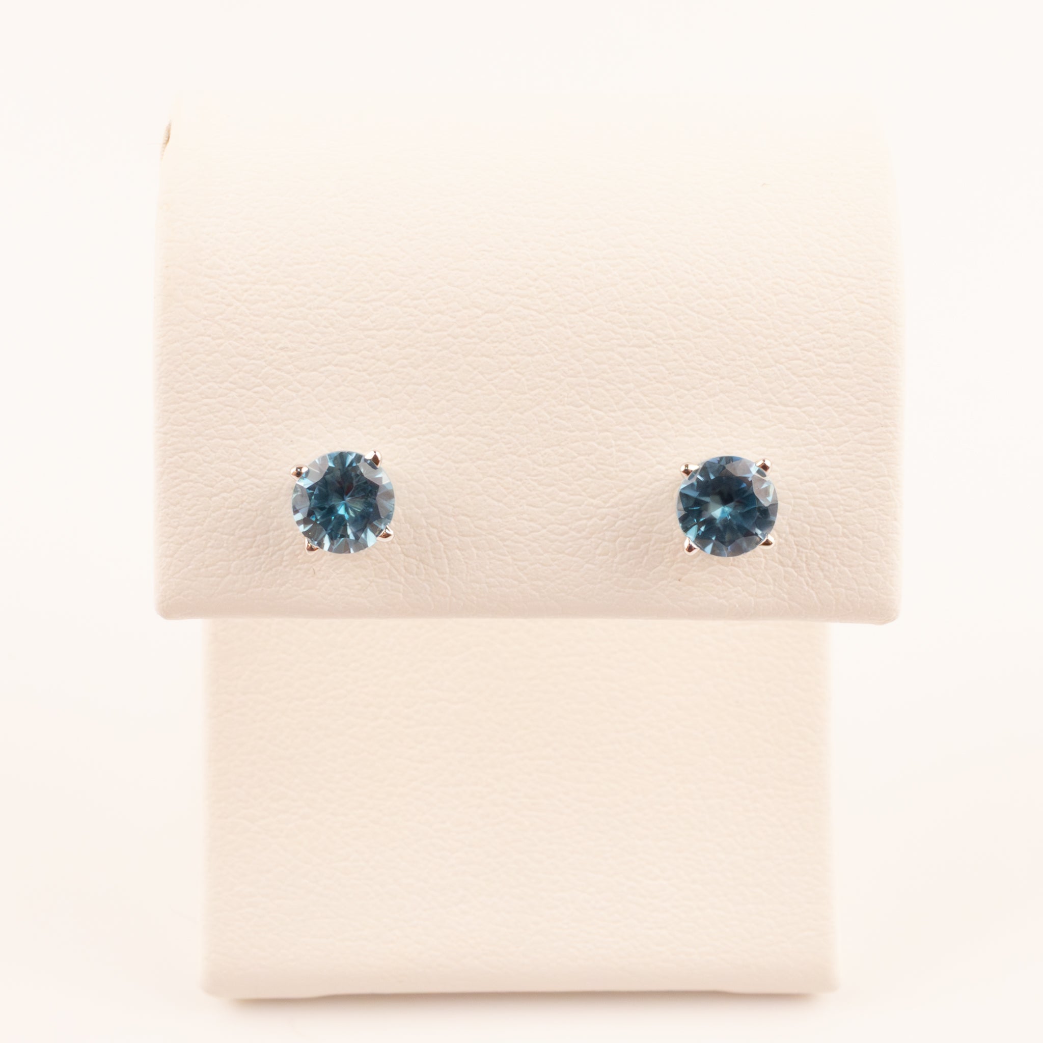 14KWG Blue Zircon Round Stud Earrings