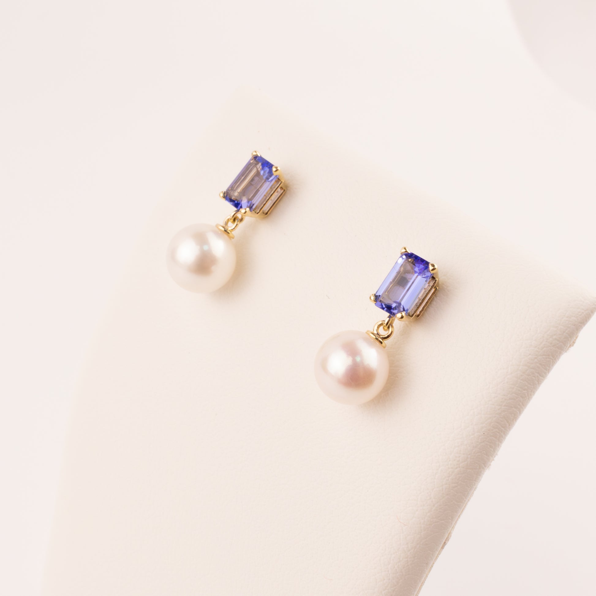 14KYG Tanzanite and Pearl Drop Stud Earrings