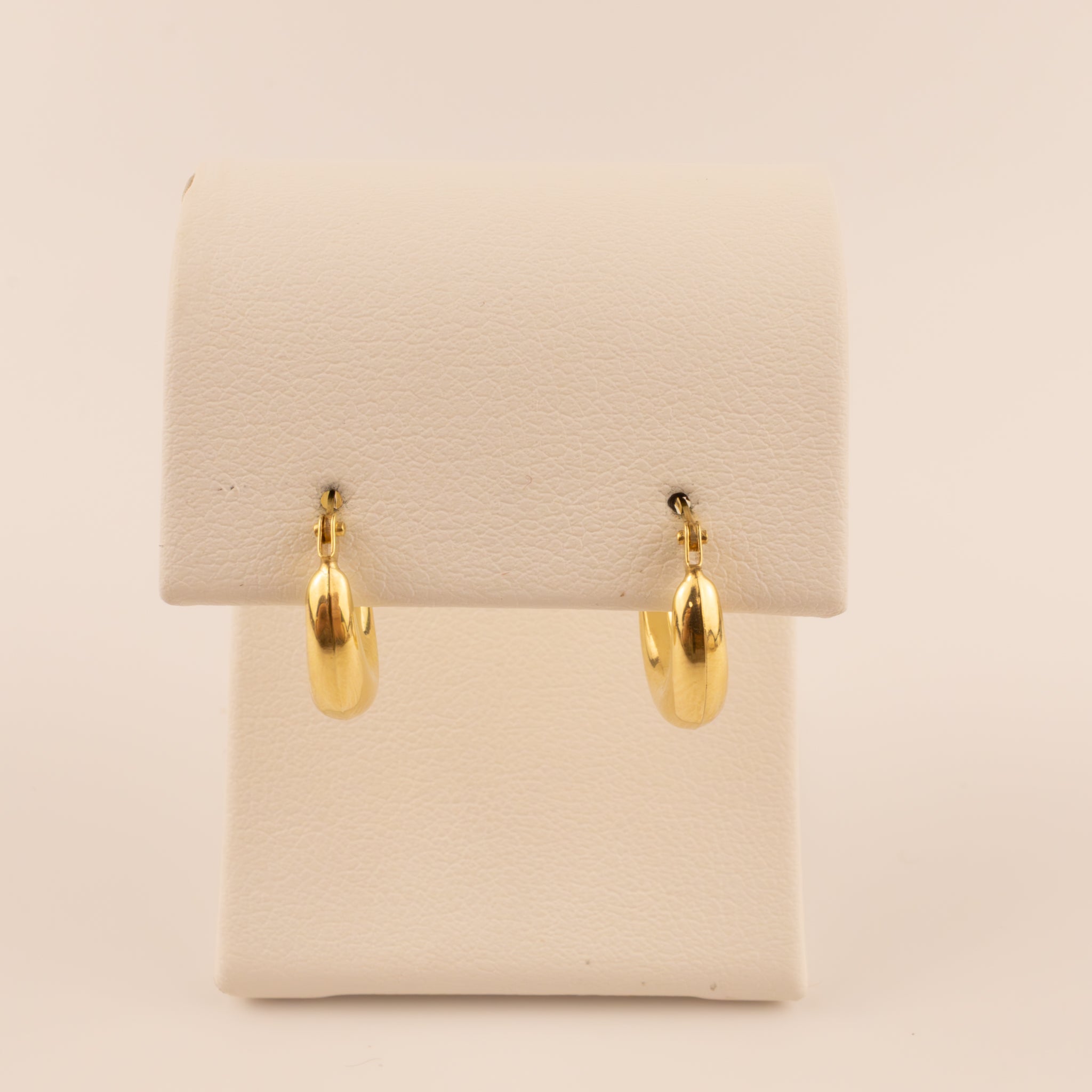 14KYG Tube Huggie Hoop Earrings