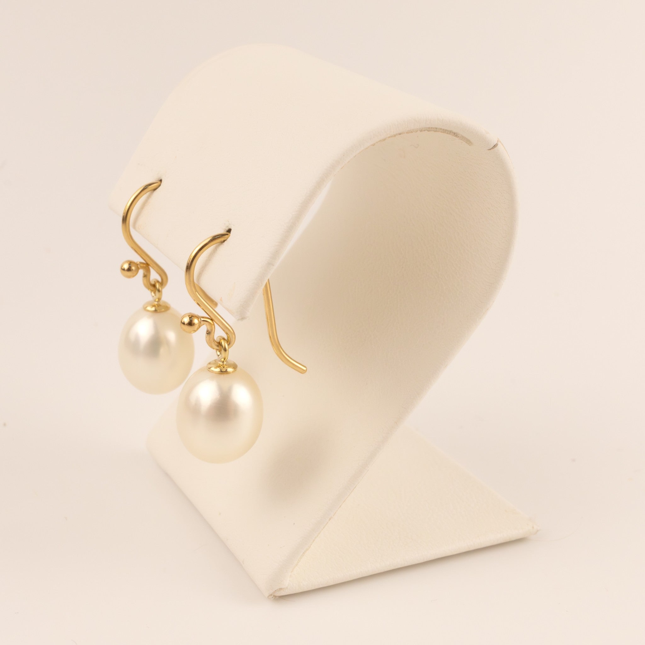 14KYG Oval Pearl Drop Earrings