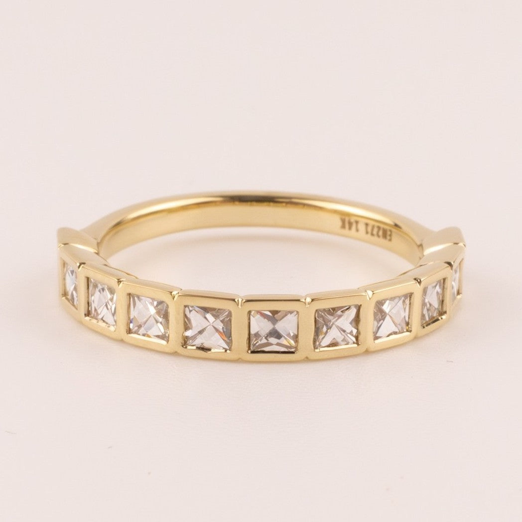14KYG Bezel Set Square Diamond Band