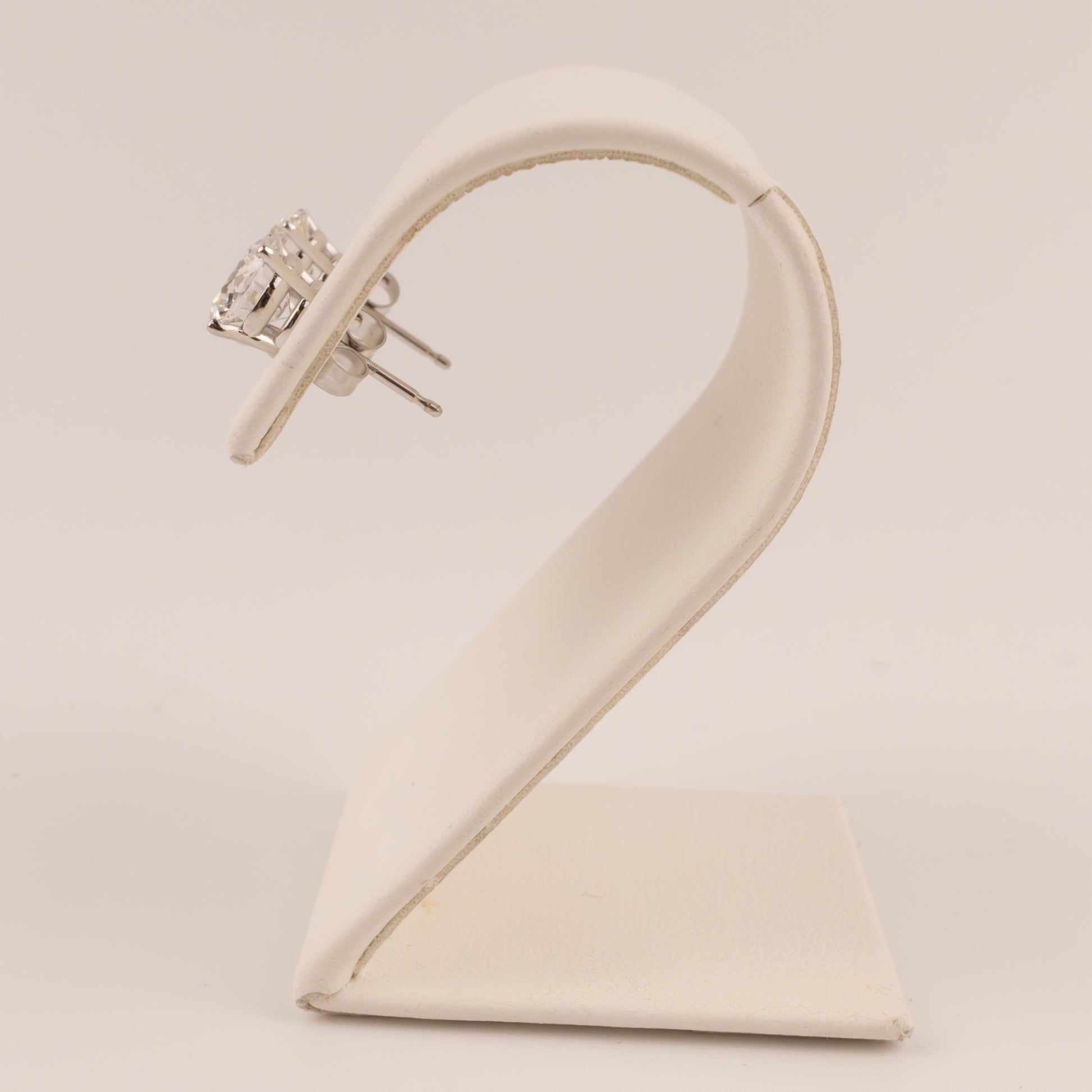 14KWG Lab Grown Diamond 2.00cttw Basket Set Stud Earrings