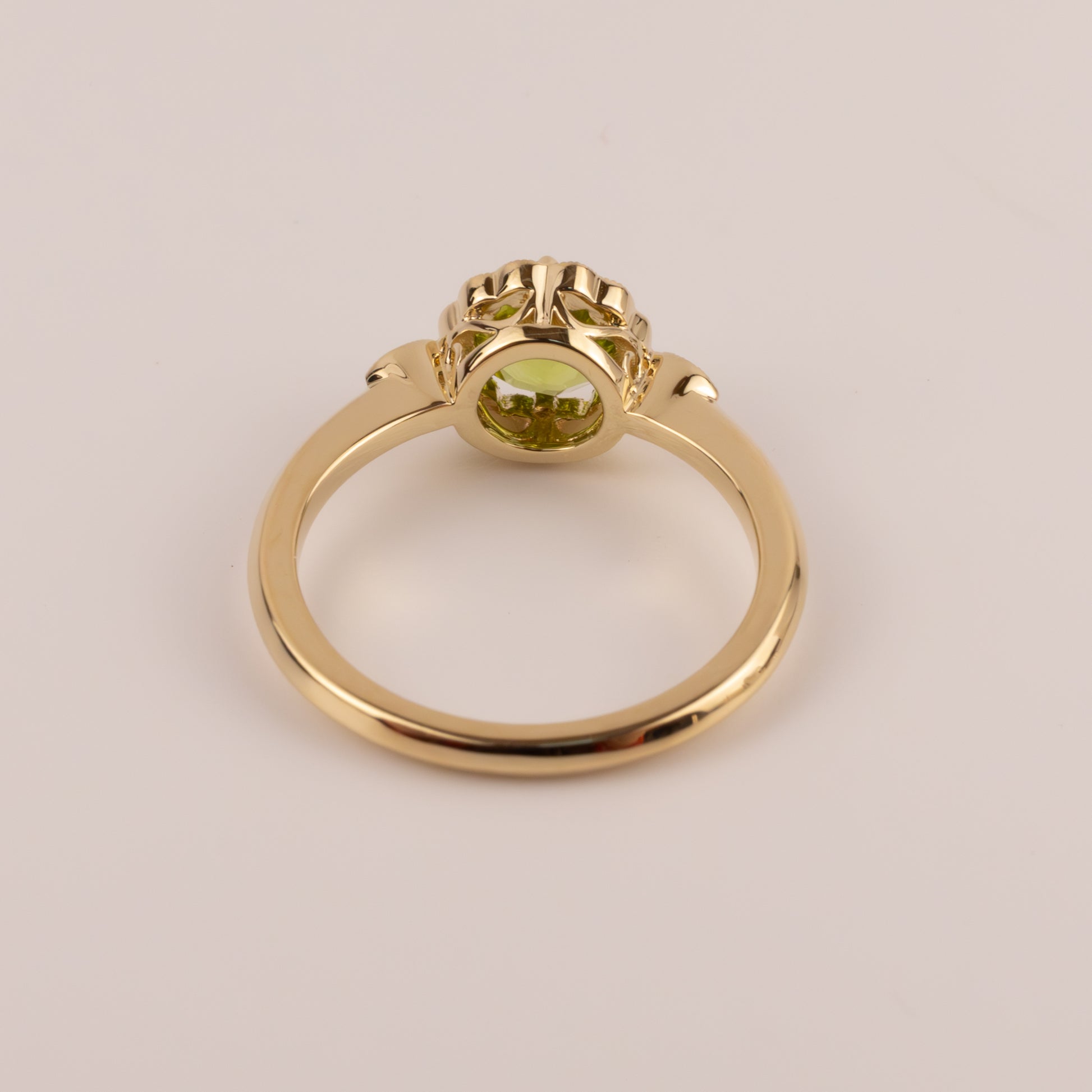 14KYG Peridot and Diamond Halo Filigree Ring