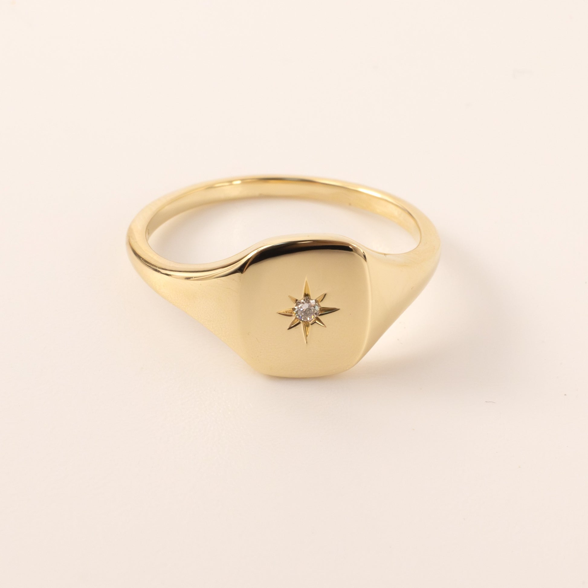 14KYG Diamond Polished Star Signet Ring