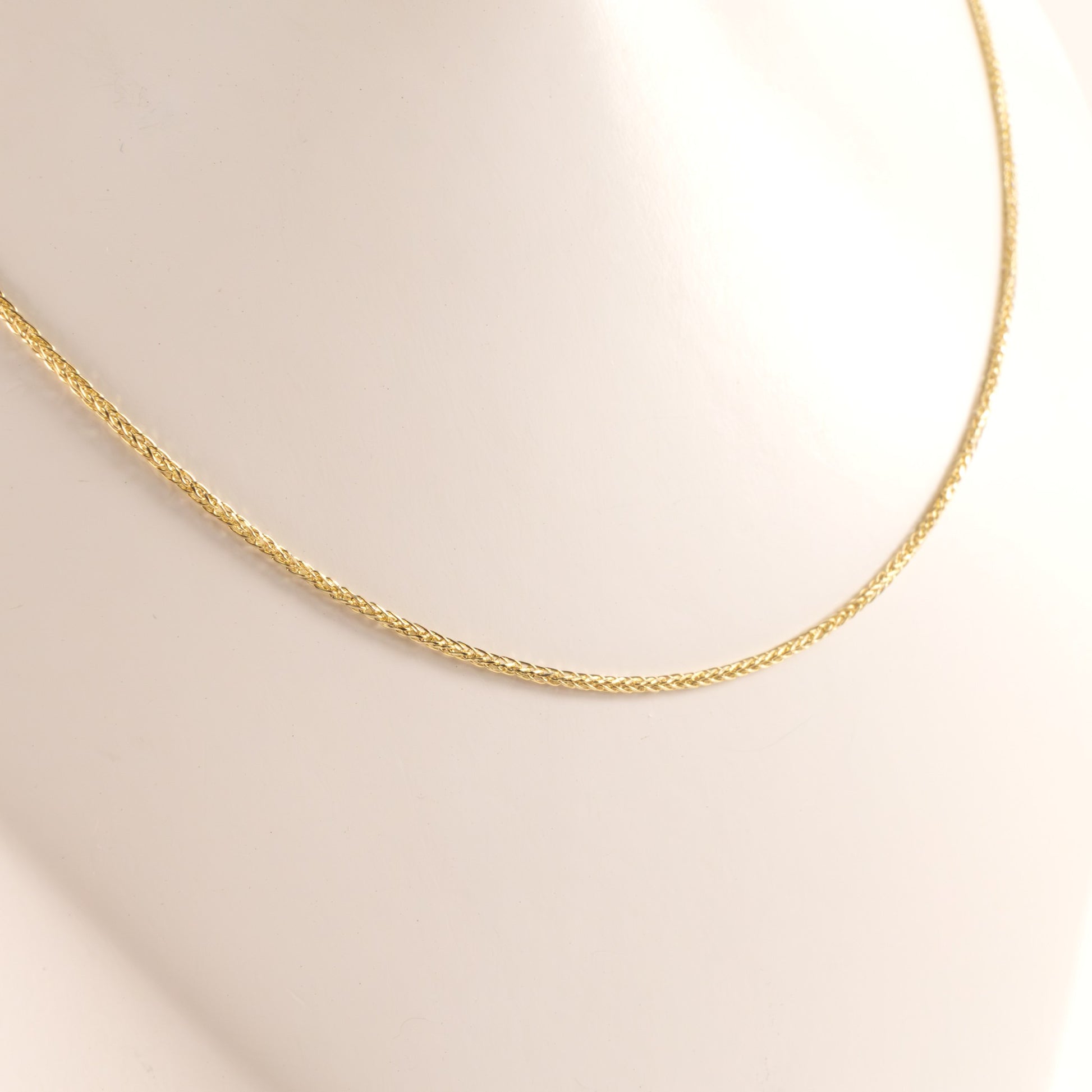 14KYG Diamond Cut Spiga Chain 0.9mm 18"