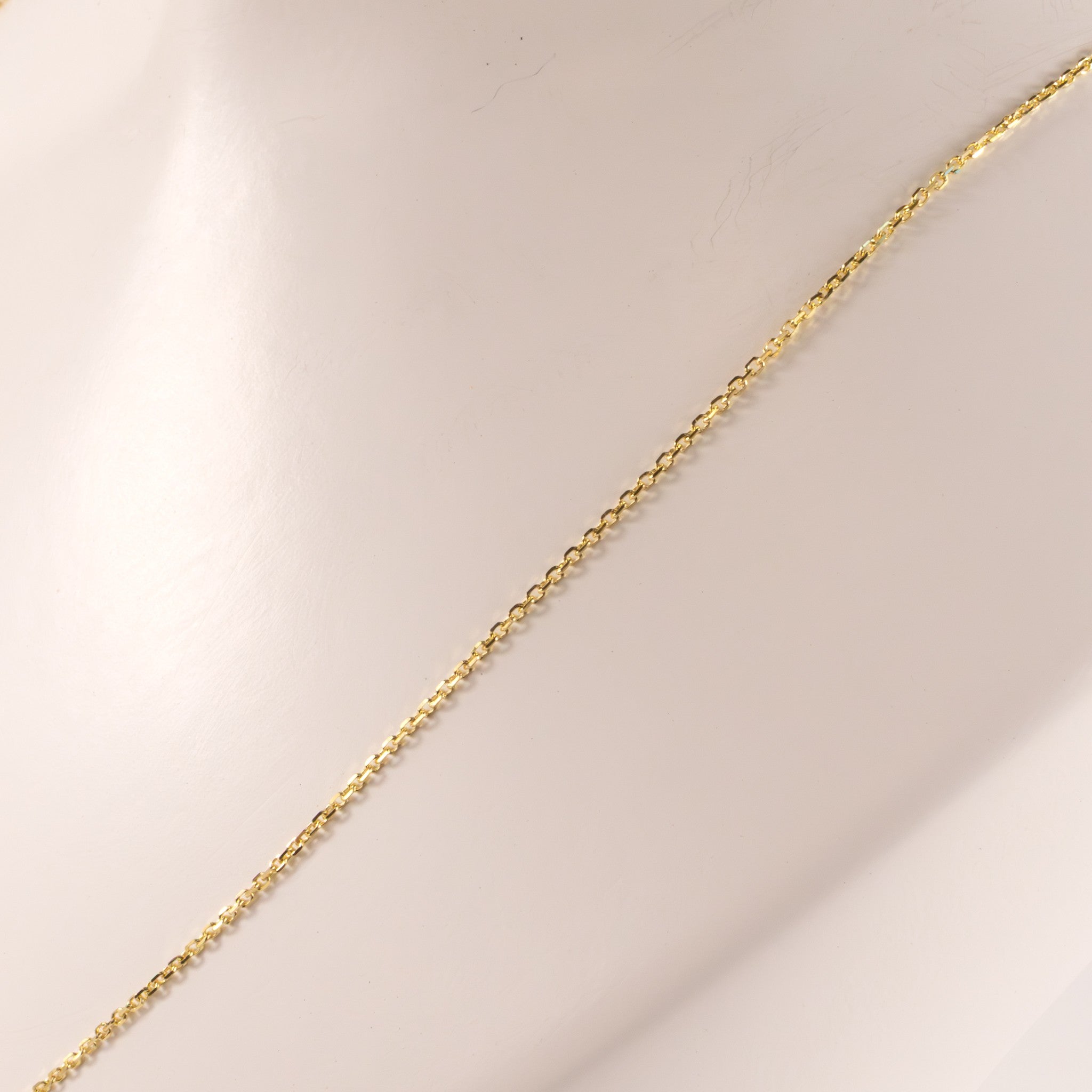 14KYG Diamond Cut Cable Chain 0.95mm 18"