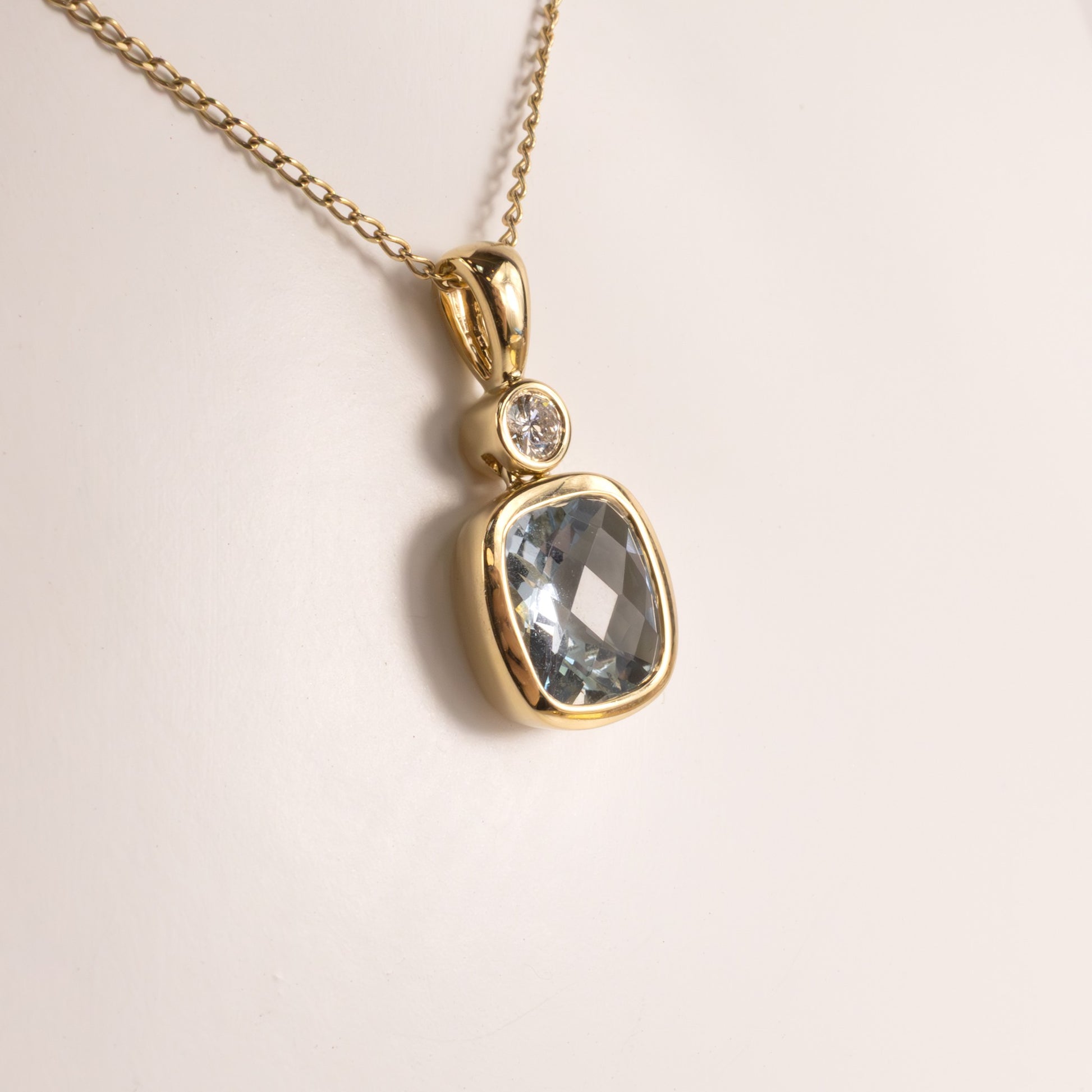 14KYG Aquamarine 1.65ct and Diamond Bezel Set Pendant