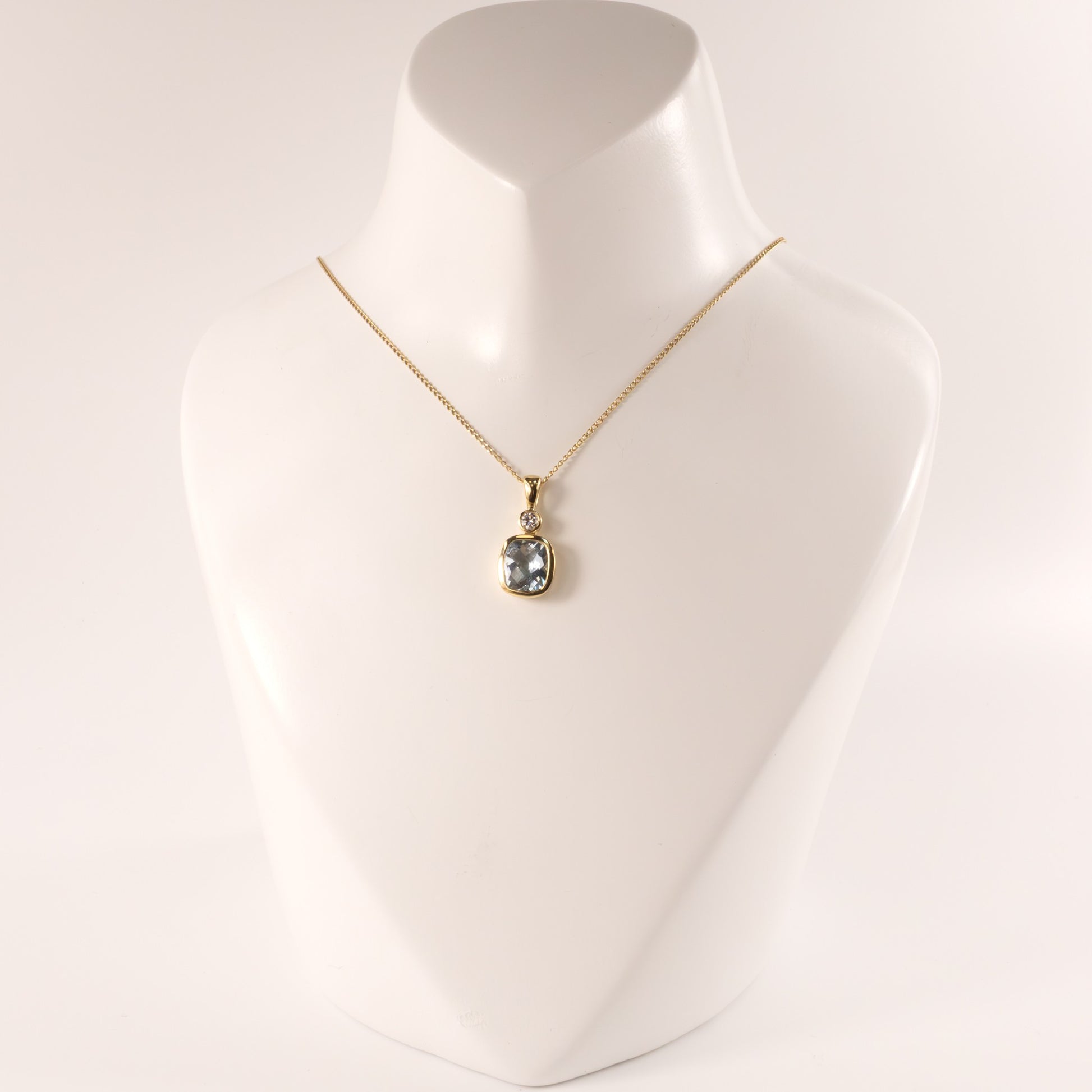 14KYG Aquamarine 1.65ct and Diamond Bezel Set Pendant