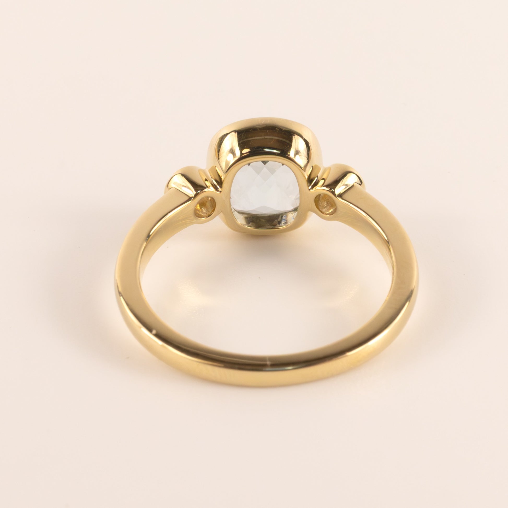 14KYG Aquamarine and Diamond Bezel Set Ring