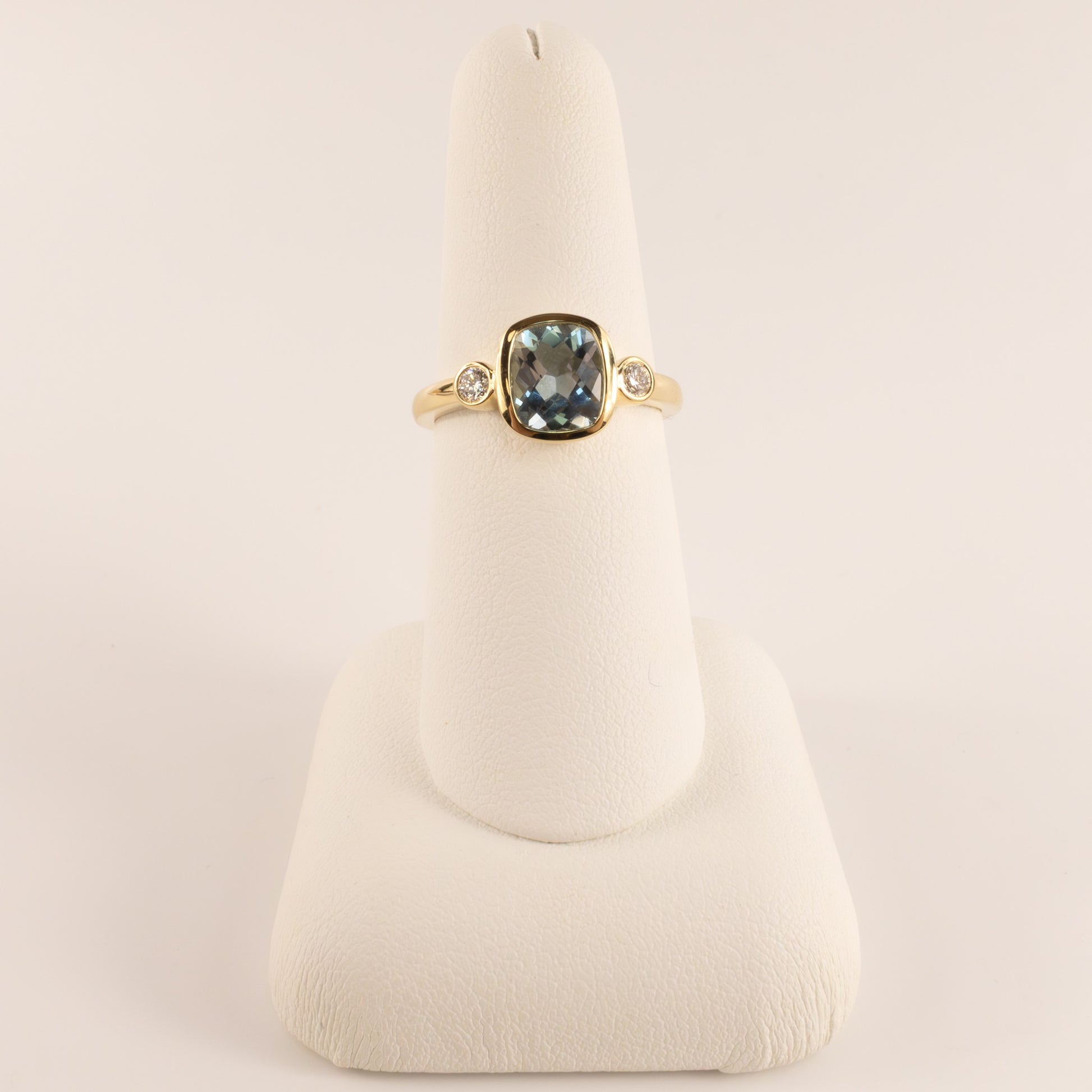 14KYG Aquamarine and Diamond Bezel Set Ring