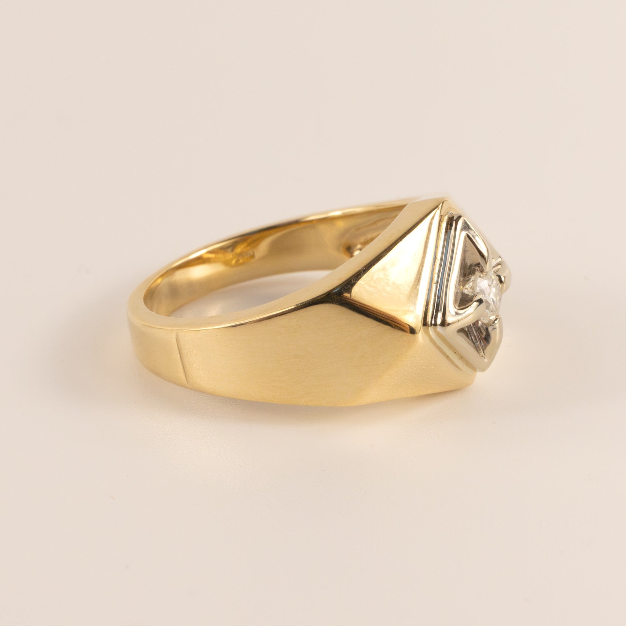 14KTT Diamond 0.17ct Illusion Set Mens Ring