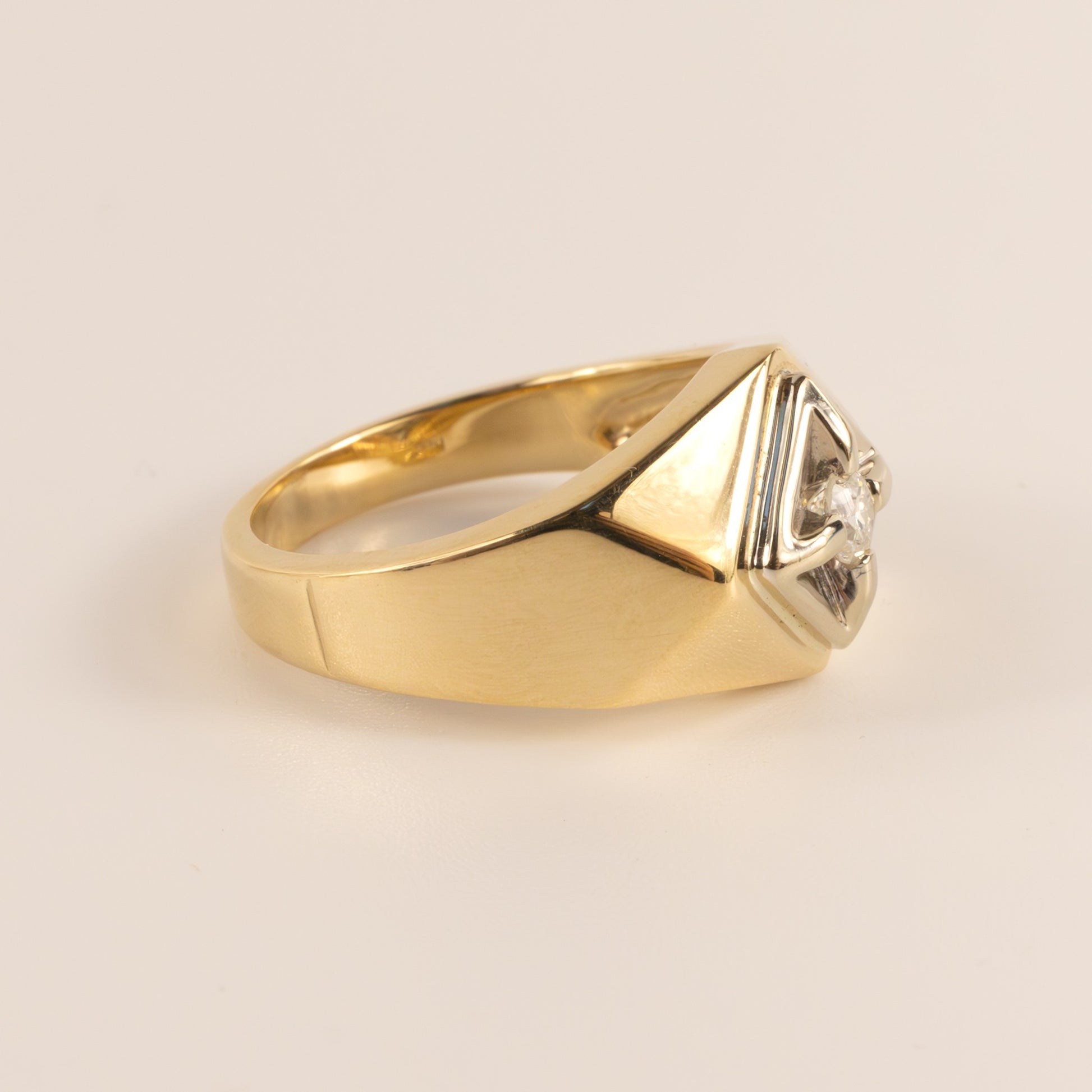 14KTT Diamond 0.17ct Illusion Set Mens Ring