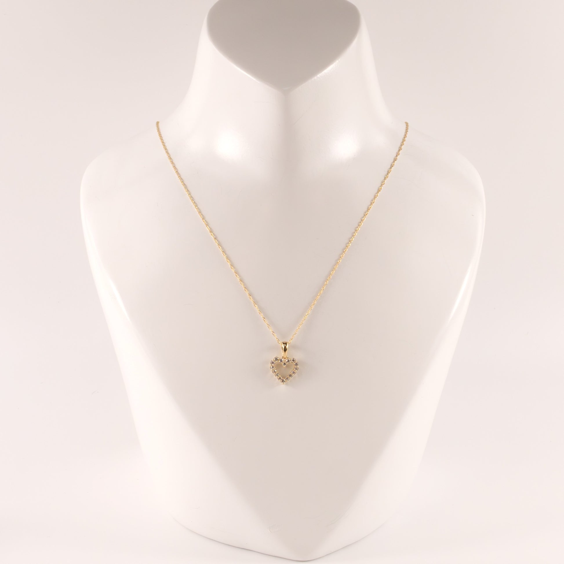 14KYG Diamond 0.10cttw Heart Necklace