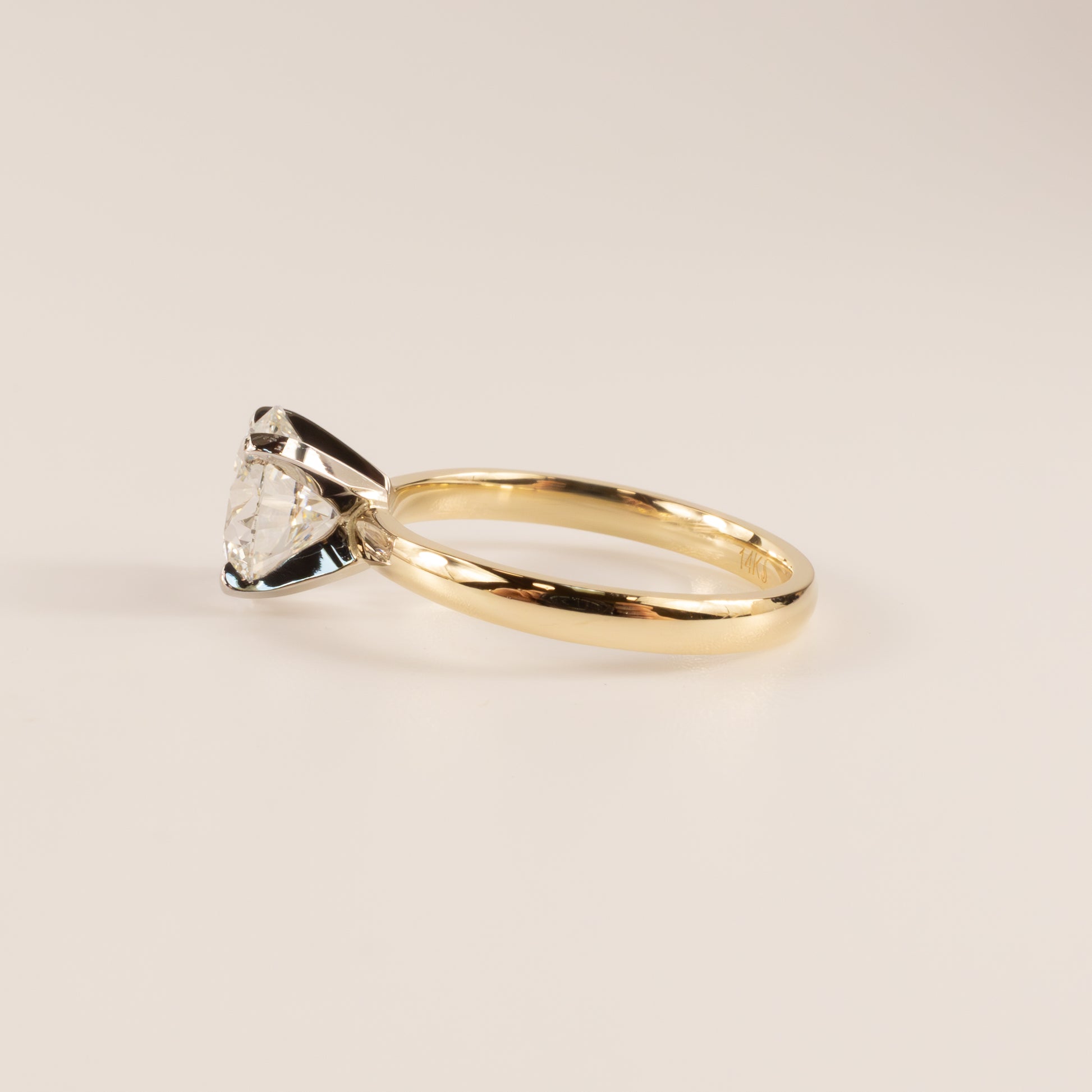 14KYG Lab Grown Diamond 2.10ct Round Solitare Engagement Ring