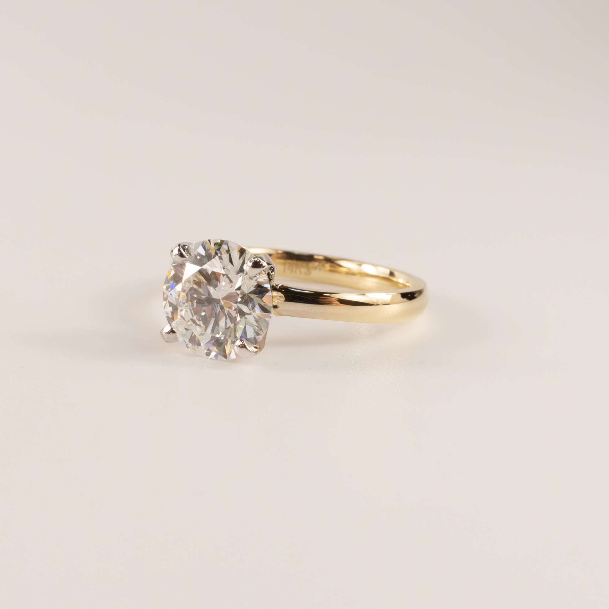 14KYG Lab Grown Diamond 2.10ct Round Solitare Engagement Ring