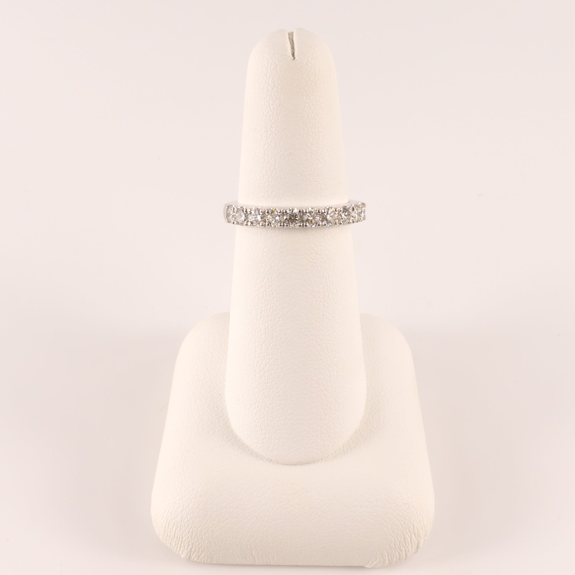 14KWG 10-Stone 0.75cttw Diamond Band