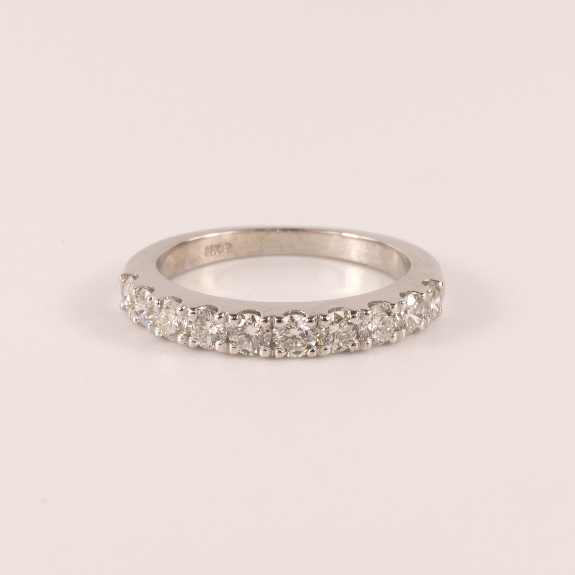 14KWG 10-Stone 0.75cttw Diamond Band
