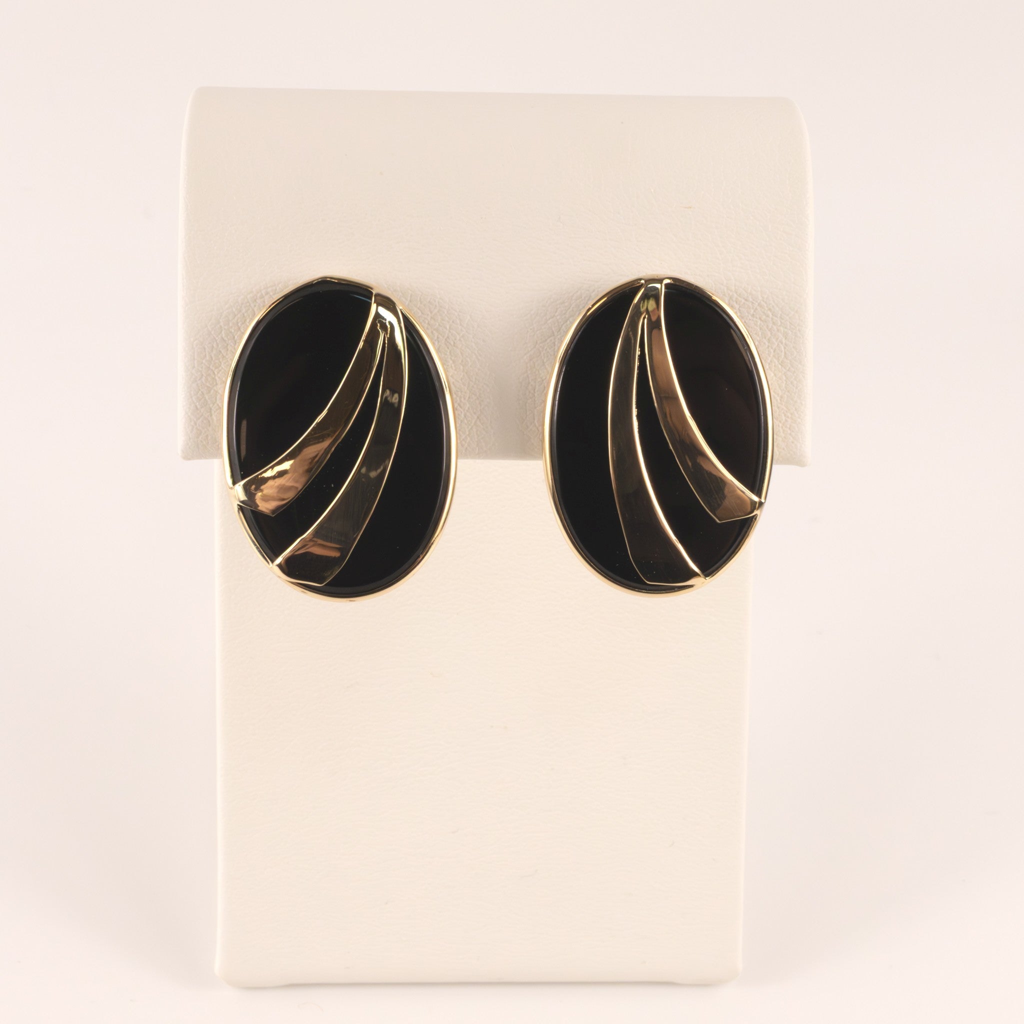 14KYG Vintage Onyx Ribbon Accented Stud Earrings