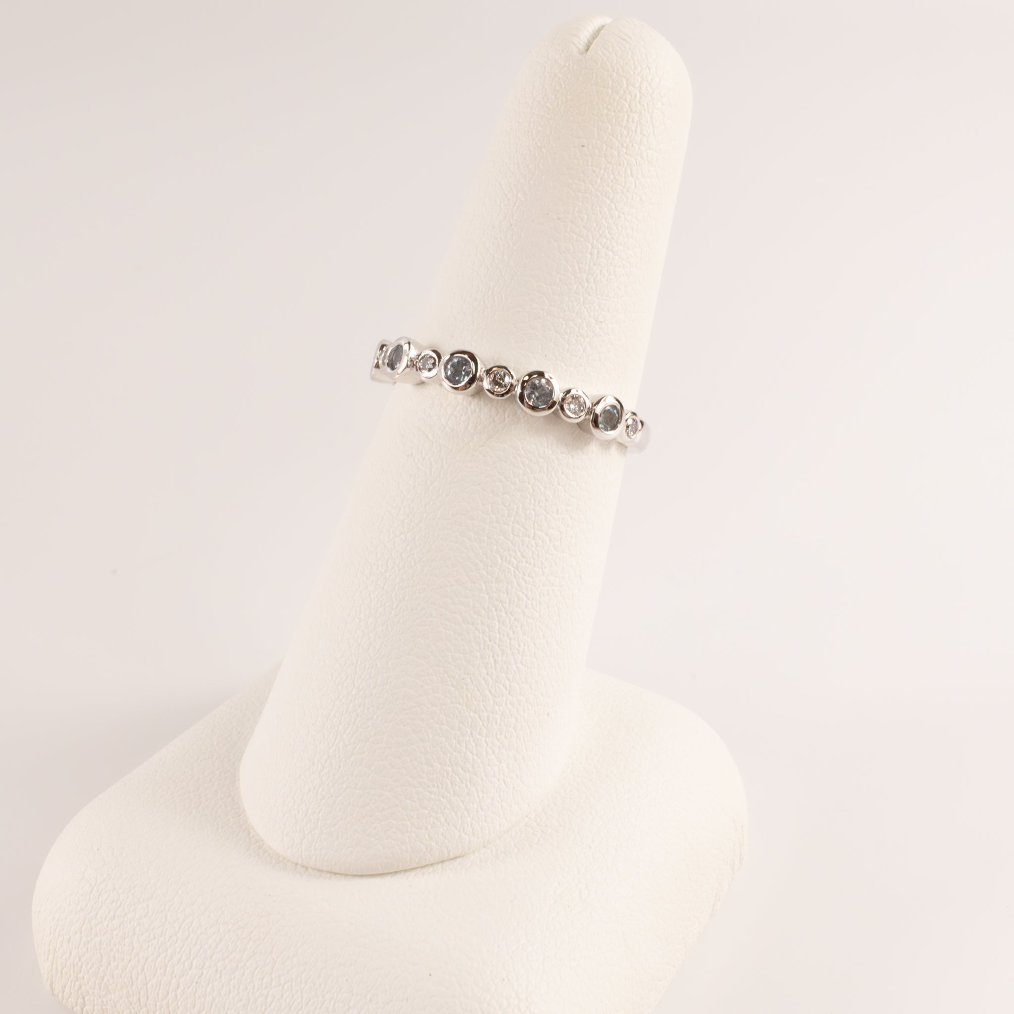 14KWG Aquamarine 0.20cttw and Diamond 0.09cttw Alternating Bezel Set Band