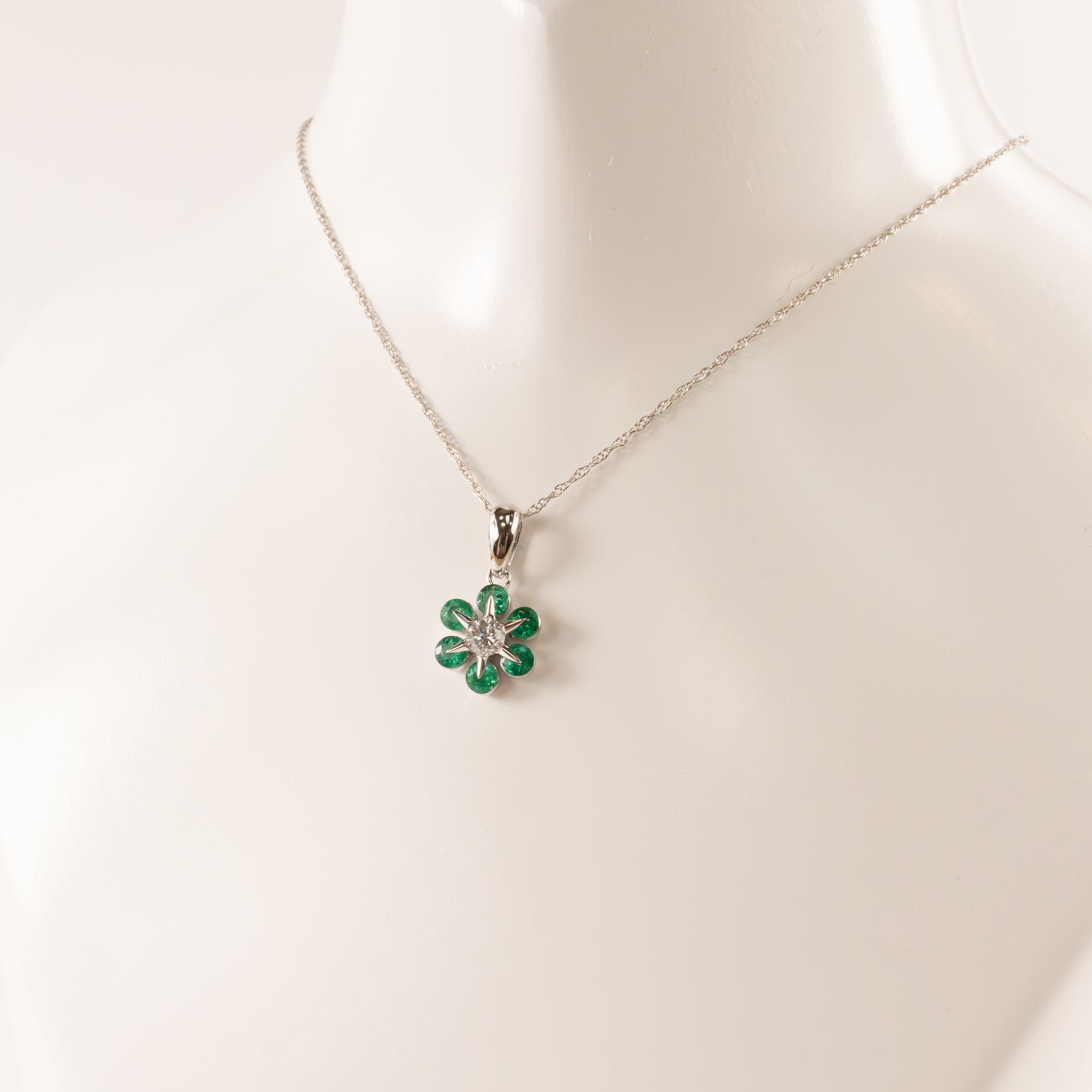 14KWG Emerald 0.48cttw and Diamond 0.11cttw Flower Necklace