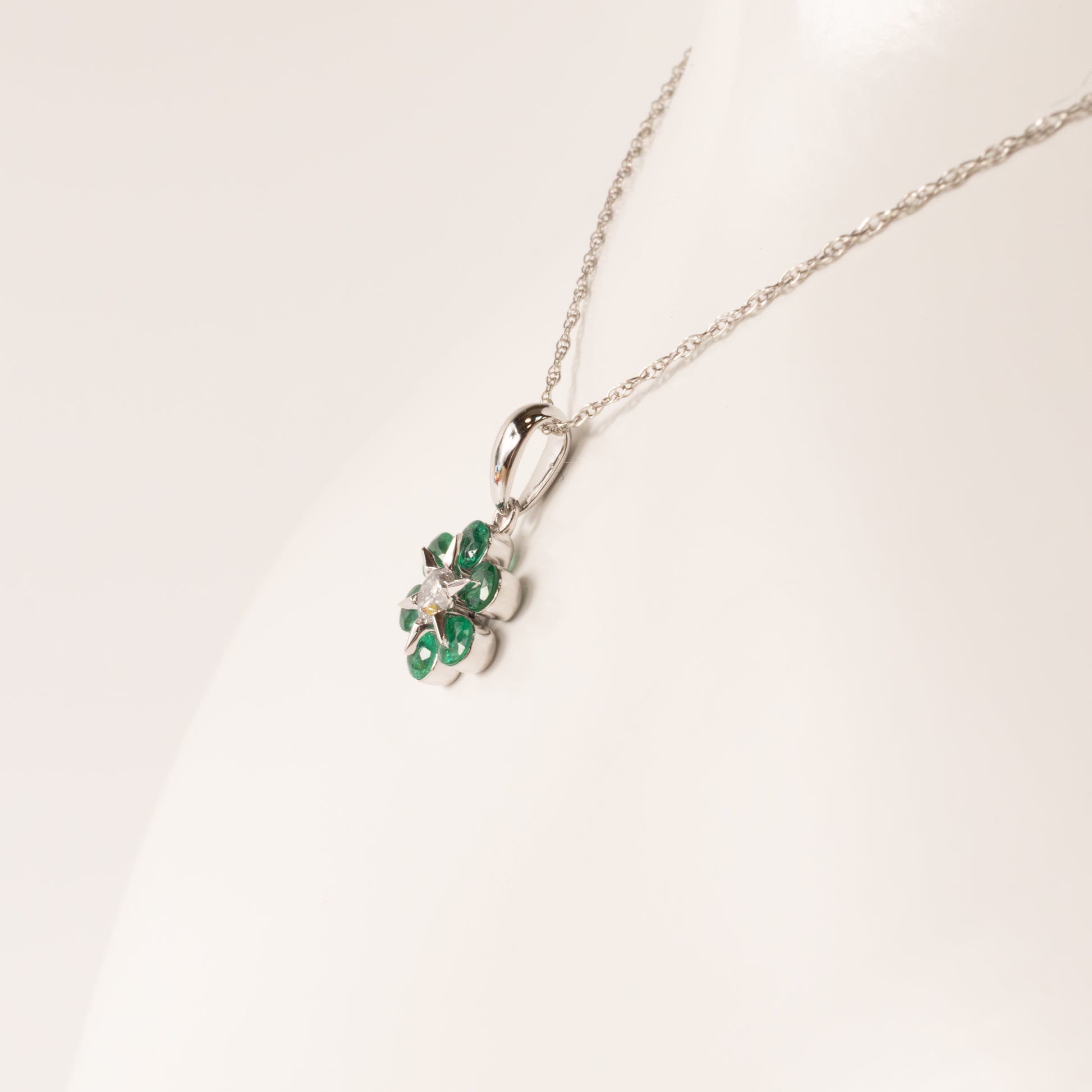 14KWG Emerald 0.48cttw and Diamond 0.11cttw Flower Necklace